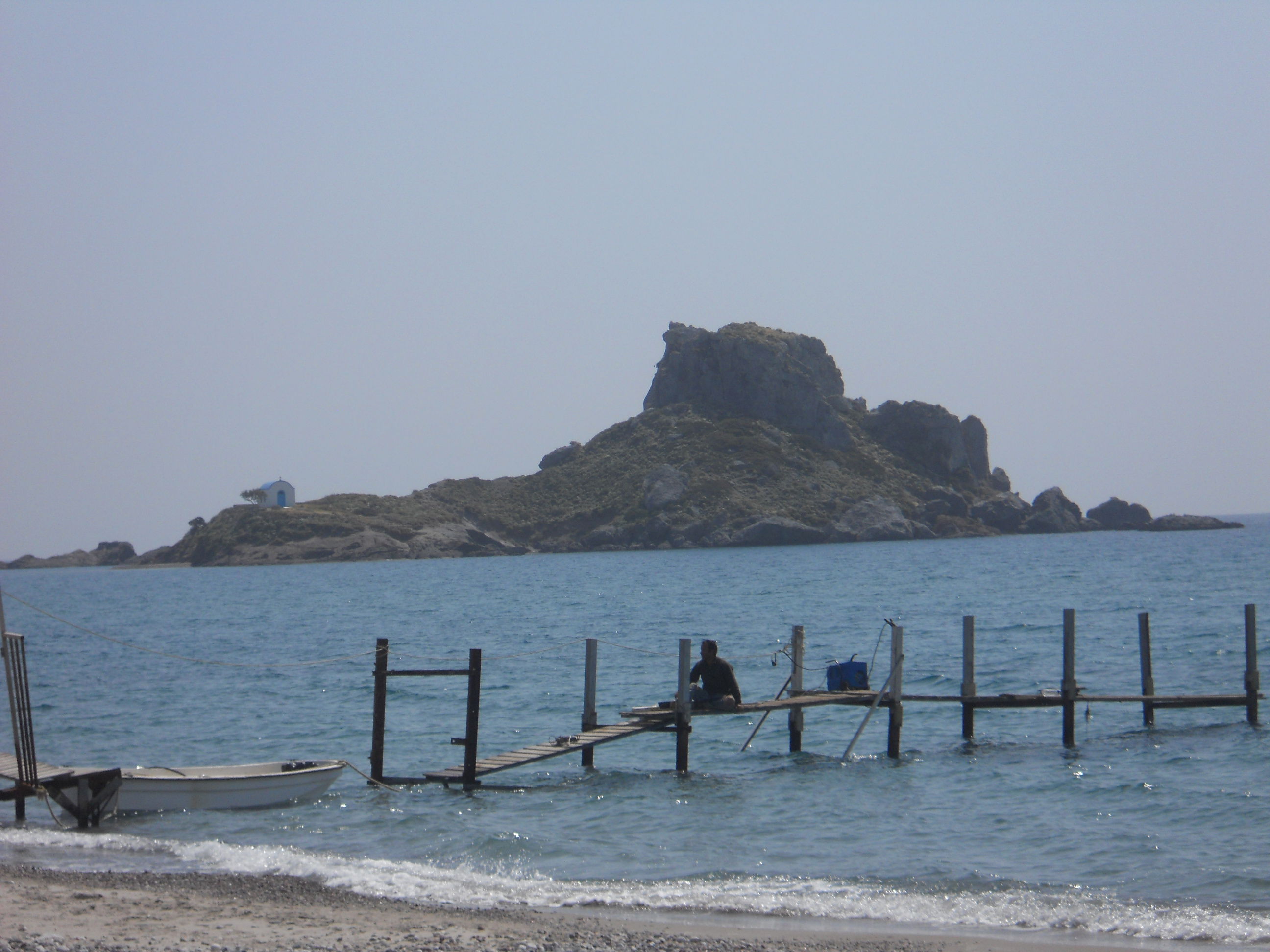 Playa de Kefalos, por Azzonzo