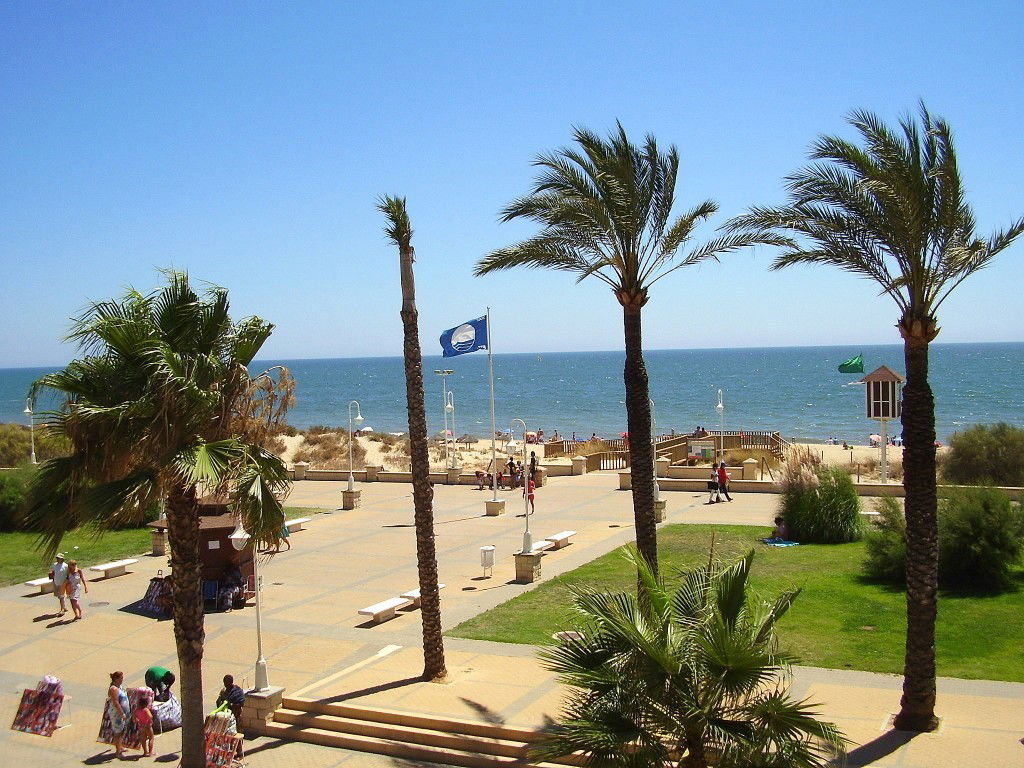 Paseo marítimo de Islantilla, por Lala