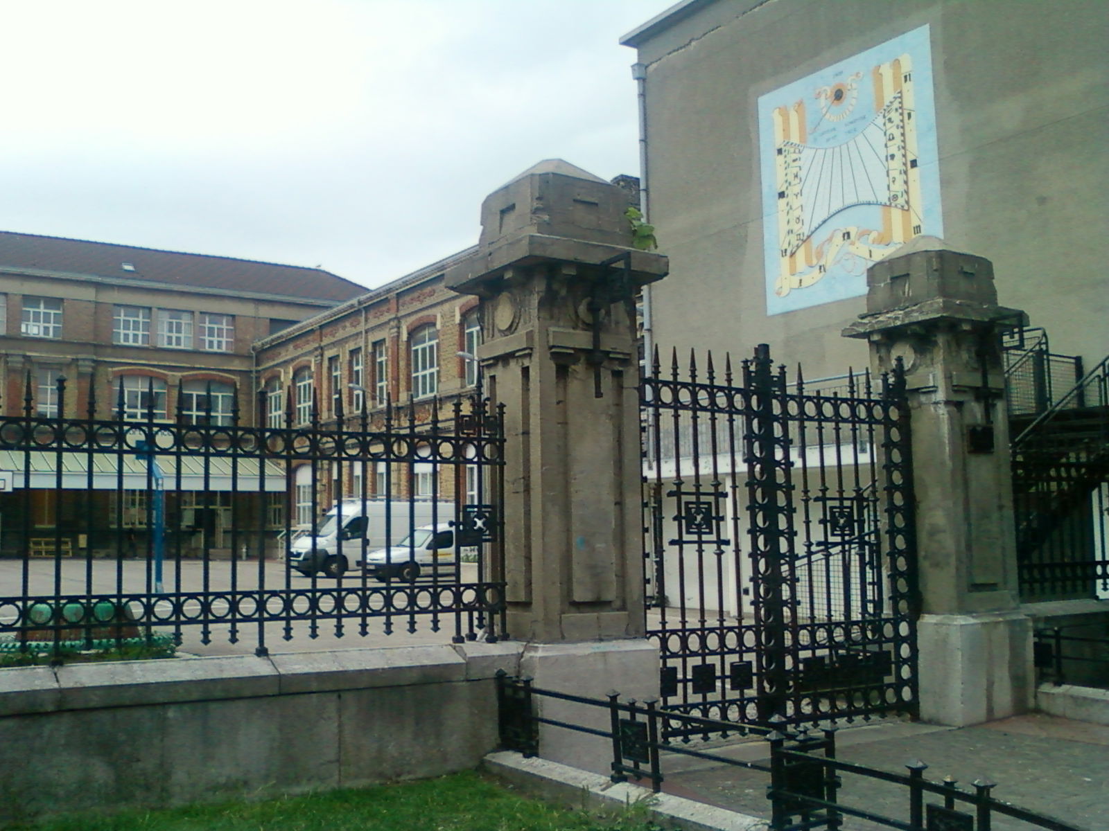 Descubre los fascinantes monumentos históricos de Calais y su riqueza cultural