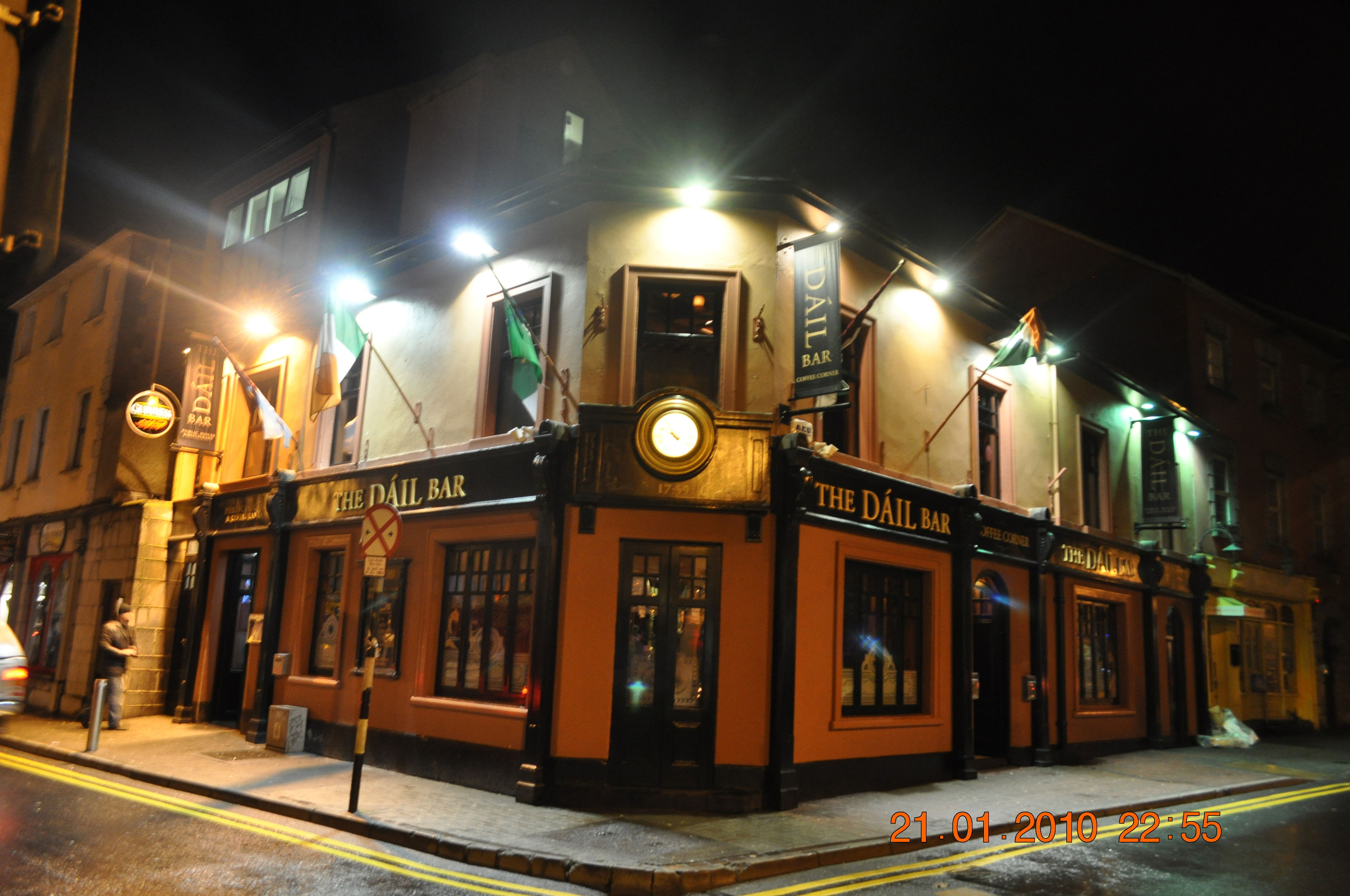 Calles de Galway que cuentan historias y llenan de vida la ciudad