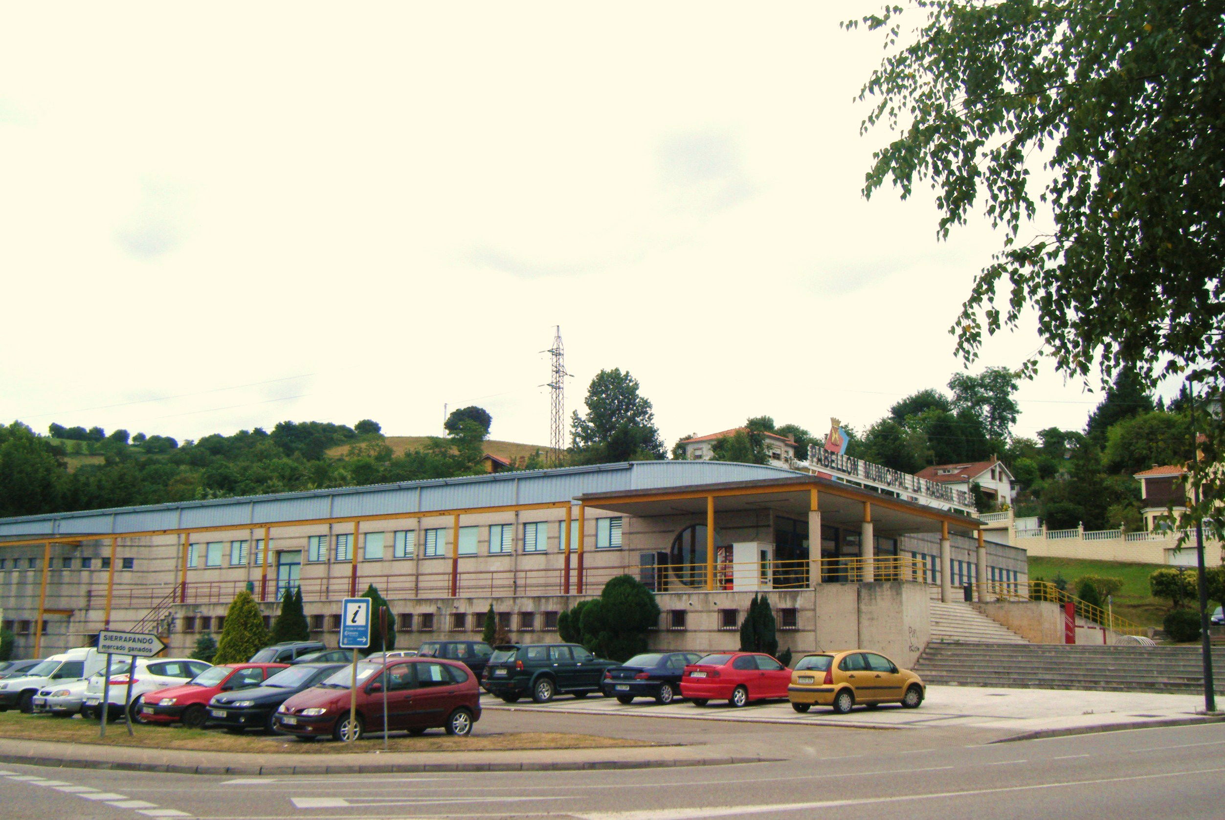 Polideportivo Municipal Habana Vieja, por Yoli ChamBa