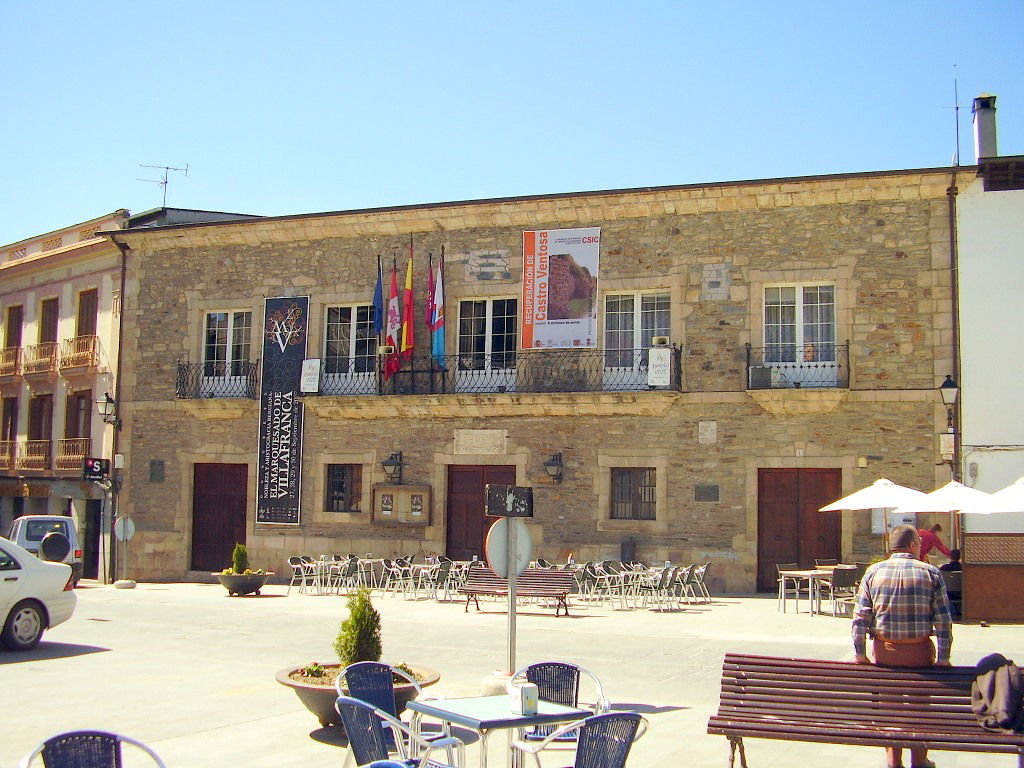 Ayuntamiento de Villafranca, por Lala