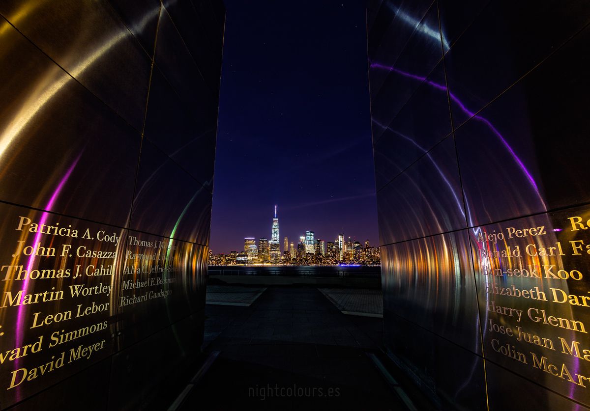 Empty Sky Memorial, por Nightcolours