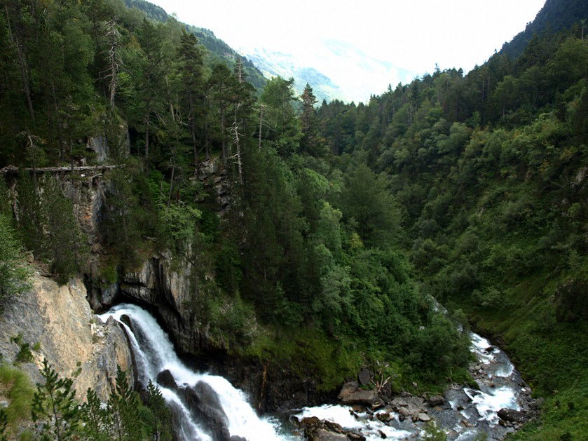 Gorgas Galantes (Valle Estós), por Anushka