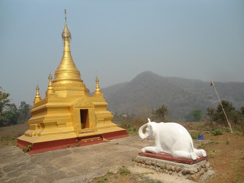 Le stupa des montagnes, por Marie & Matt