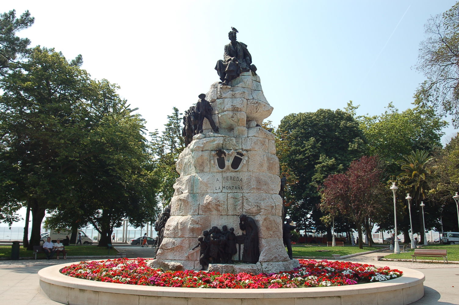 Monumento a Jose Maria de Pereda, por luisfernando