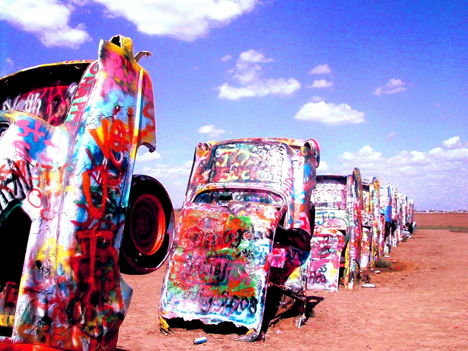 Cadillac Ranch, por Beatrice Achille