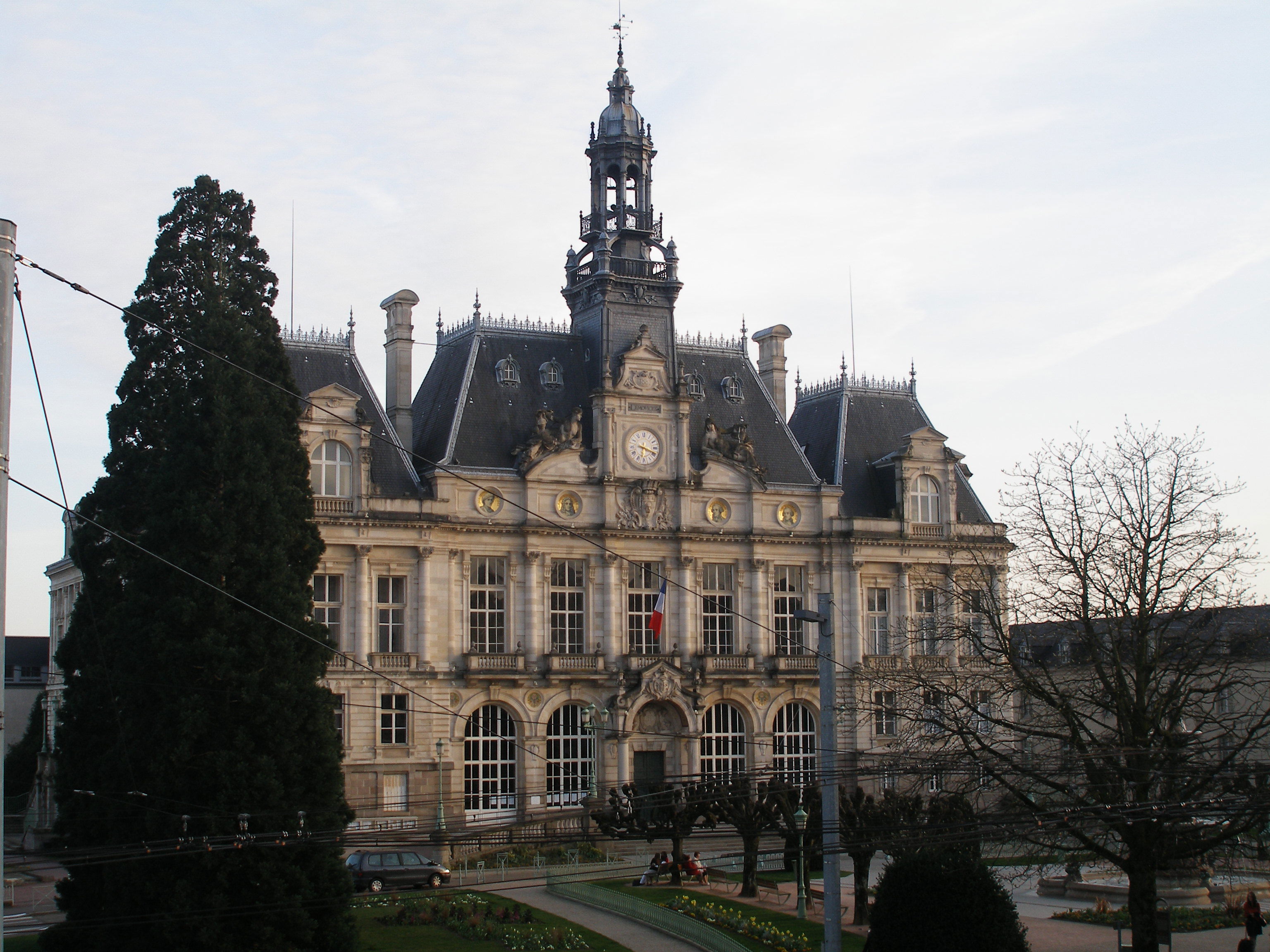 Ayuntamiento de Limoges, por Antoine Renon