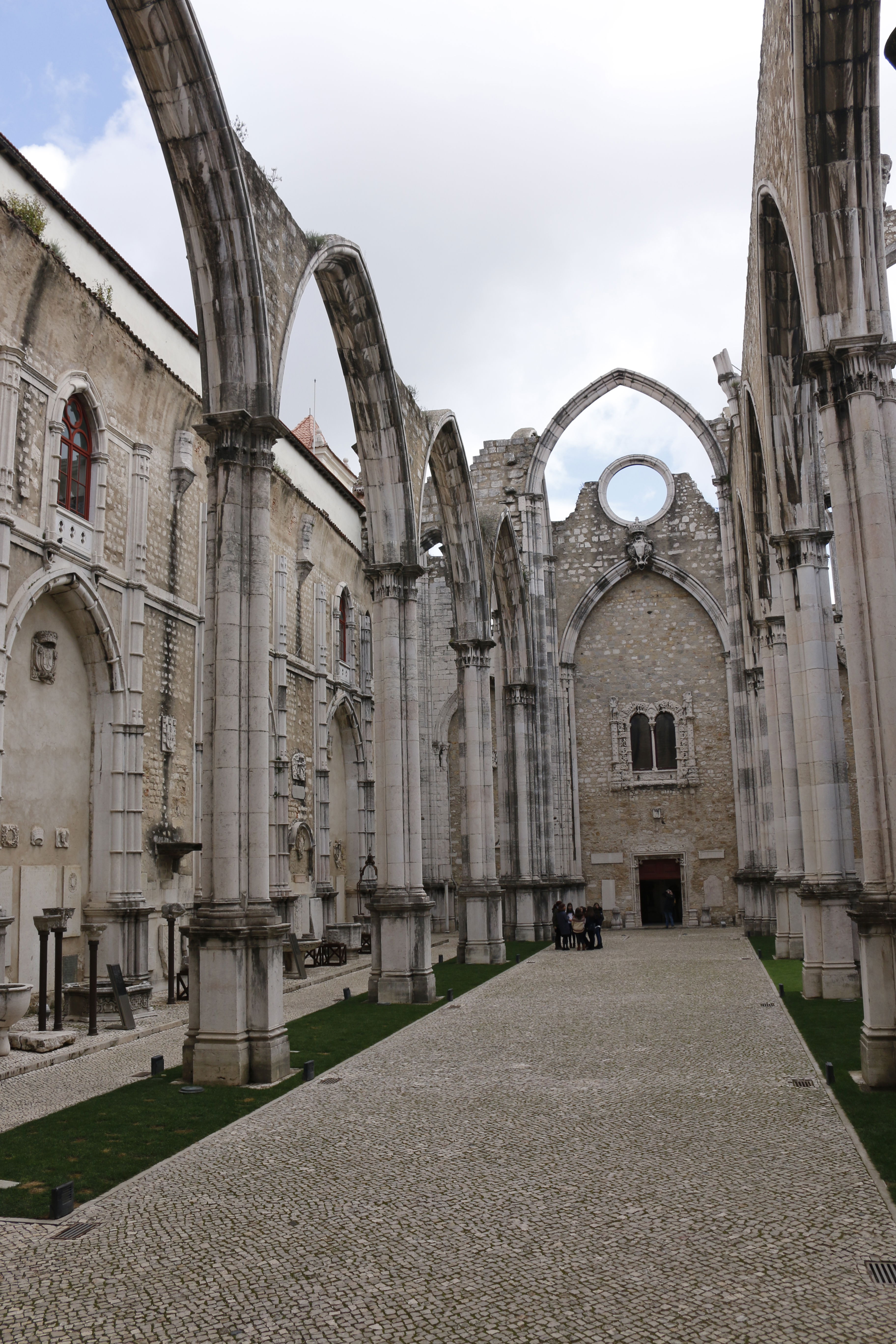 Iglesias en Lisboa que deslumbran por su historia y belleza arquitectónica