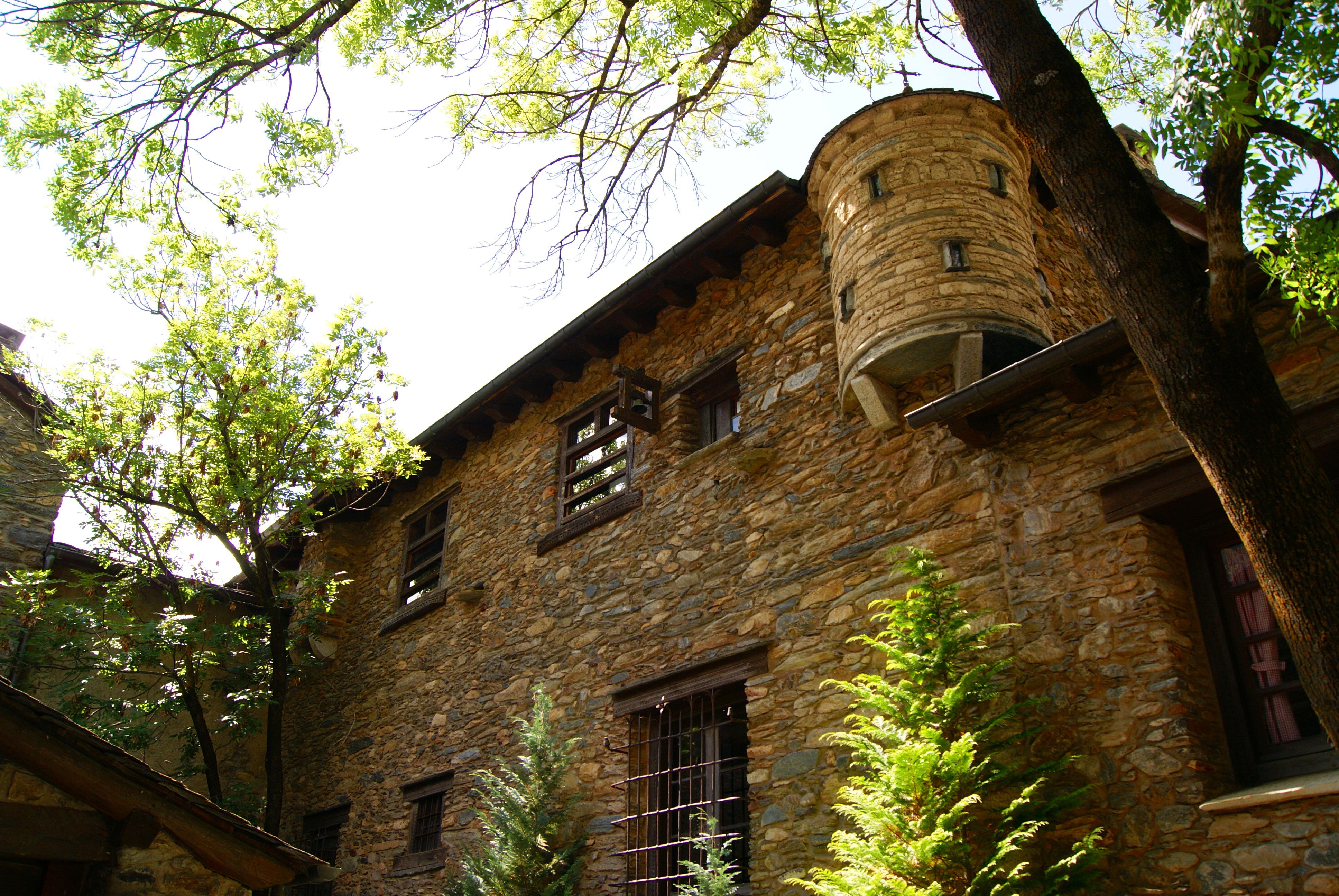 Museu Casa d’Areny-Plandolit, por Roberto Gonzalez