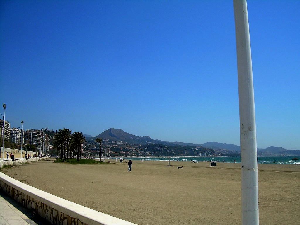 Playa Malagueta, por María del Carmen Fernández Milanés