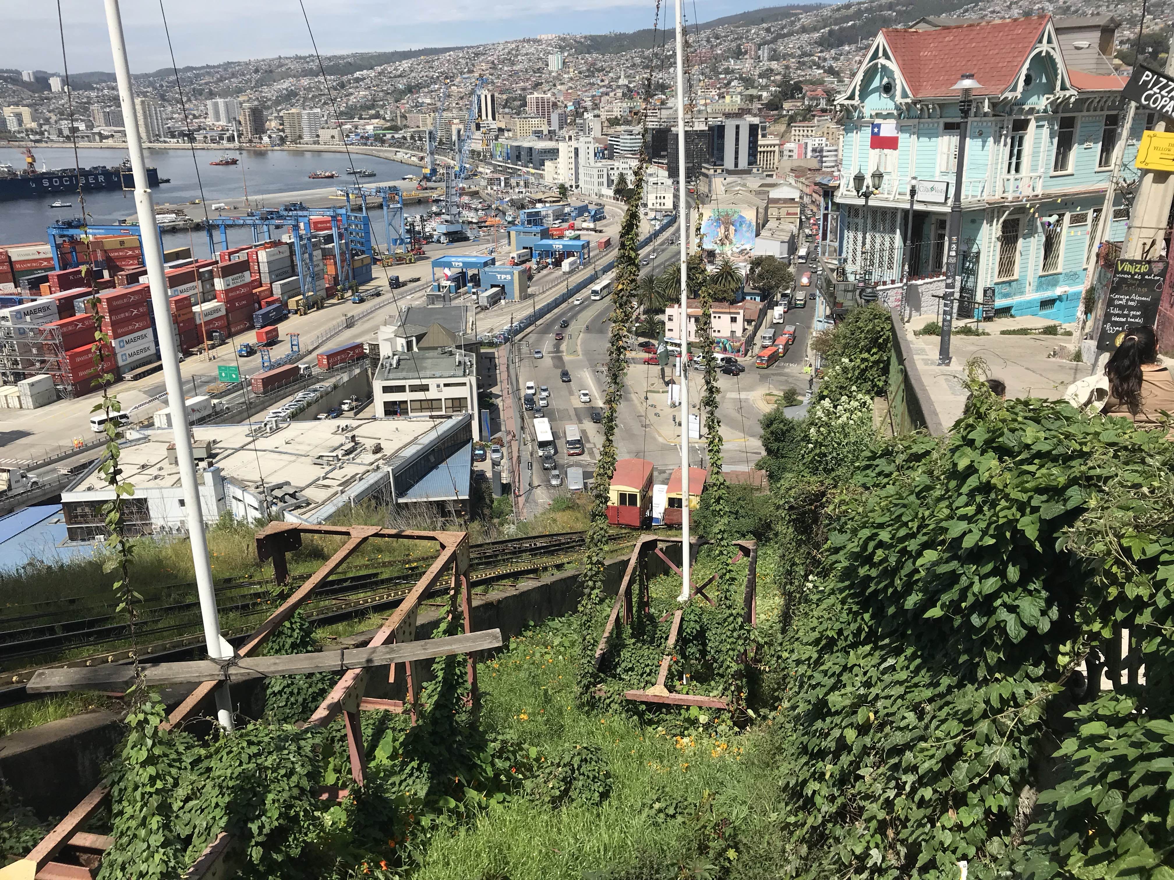 Las escaleras de Valparaíso, por Miriam Ruiz
