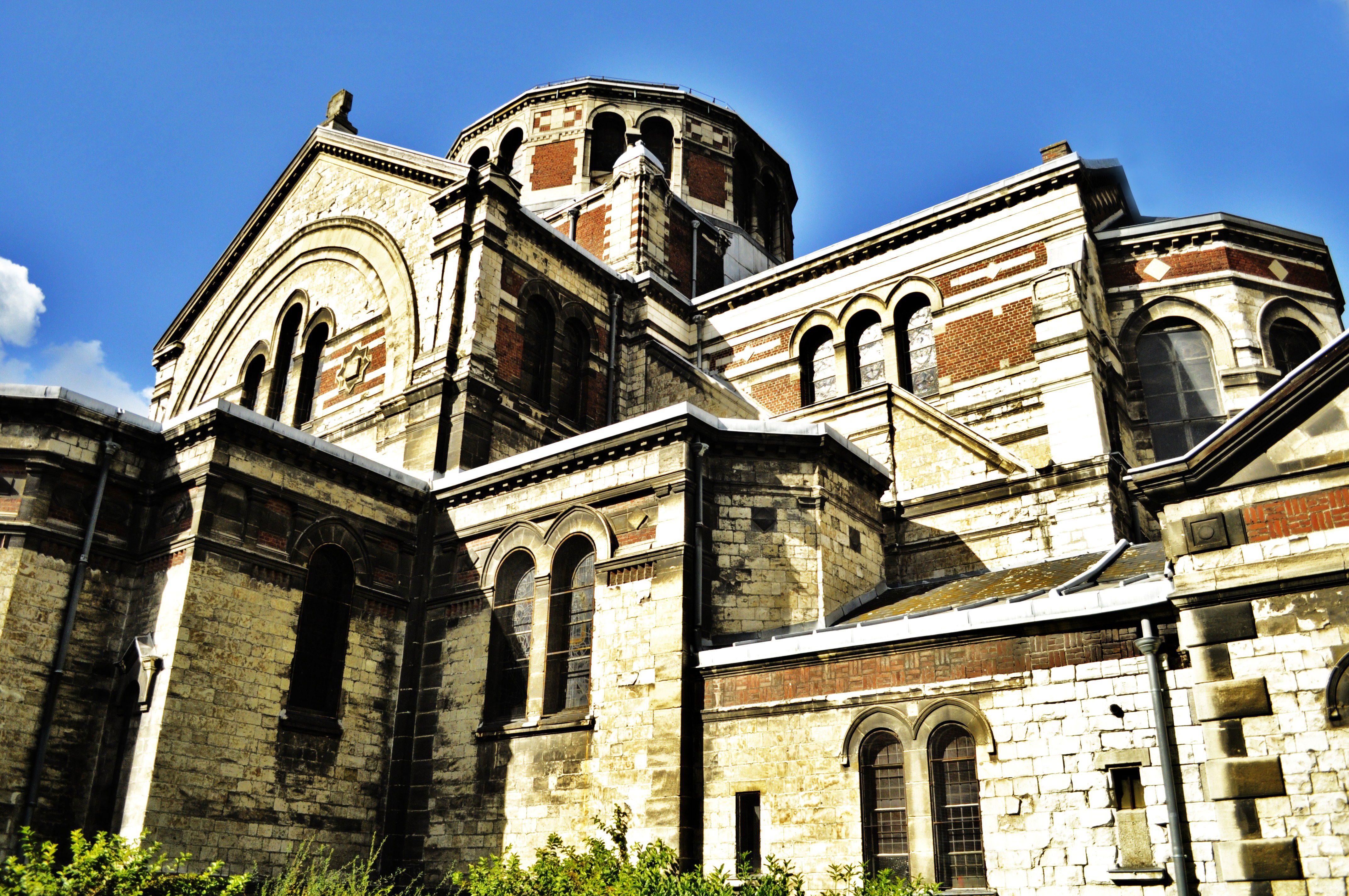 Iglesia saint sauveur, por Thomas Bach