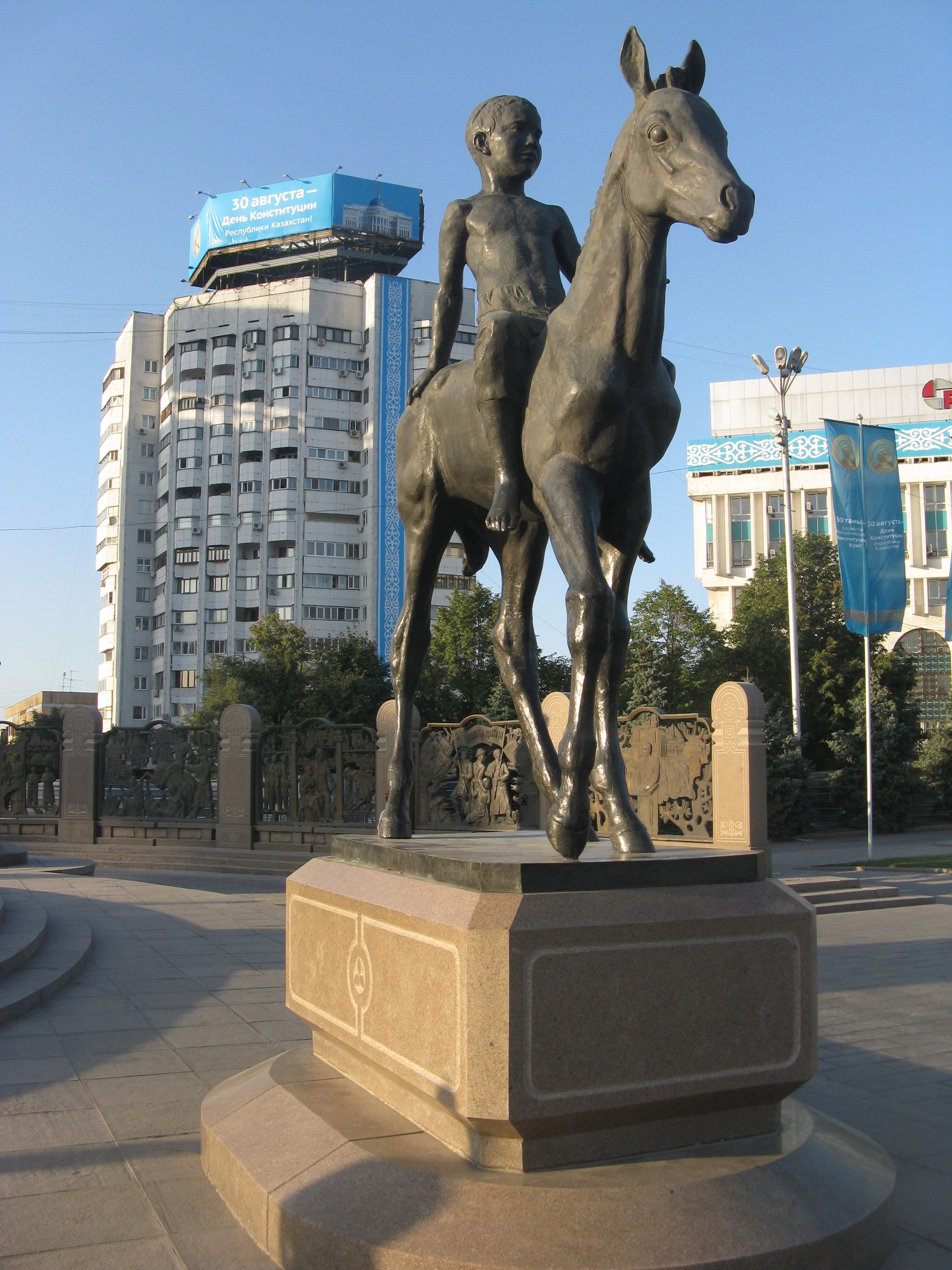 Plaza de la Independencia, por Luca Tocco