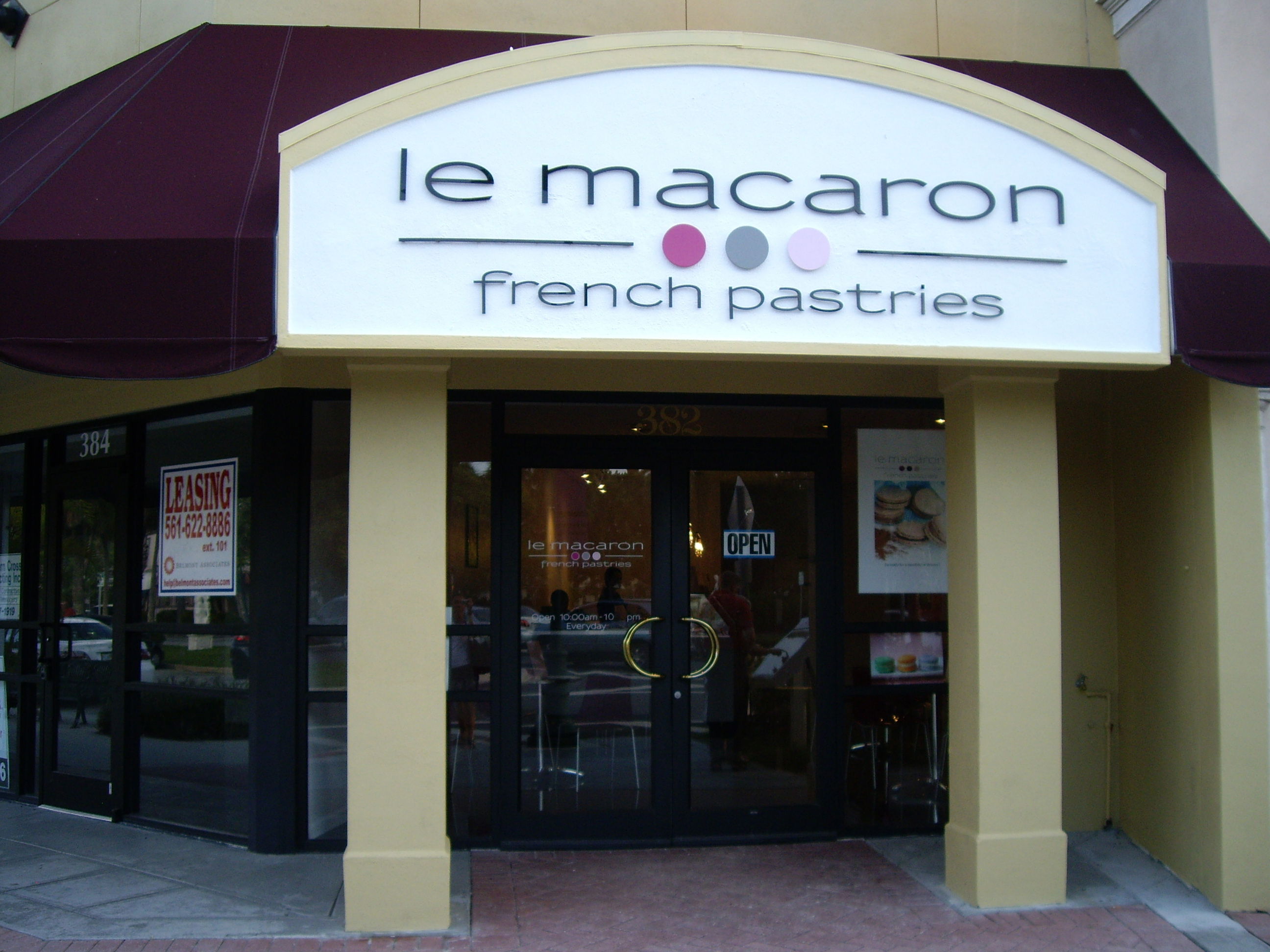 Le macaron french pastries, por Coline