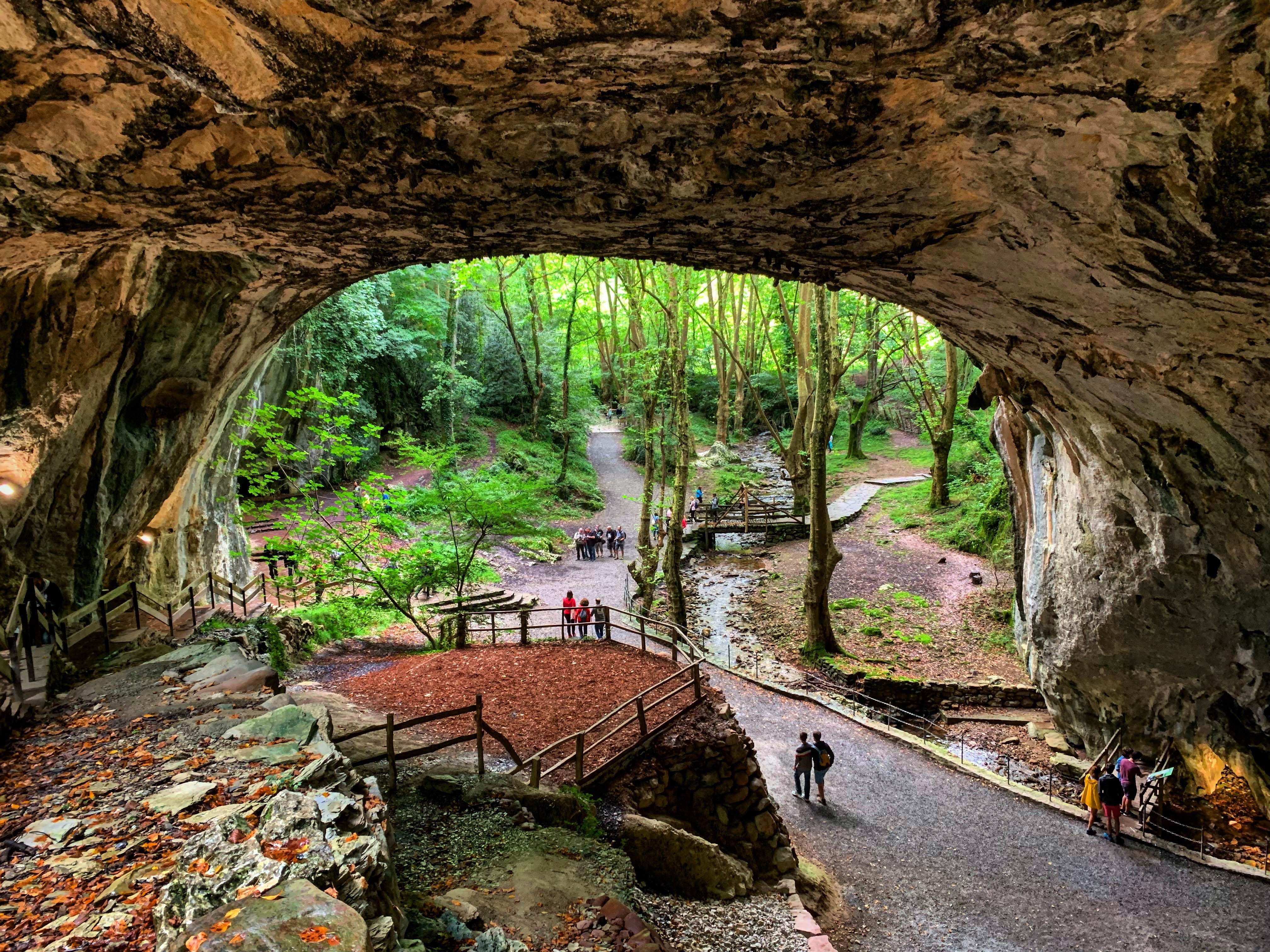 Cuevas de Zugarramurdi, por death aura