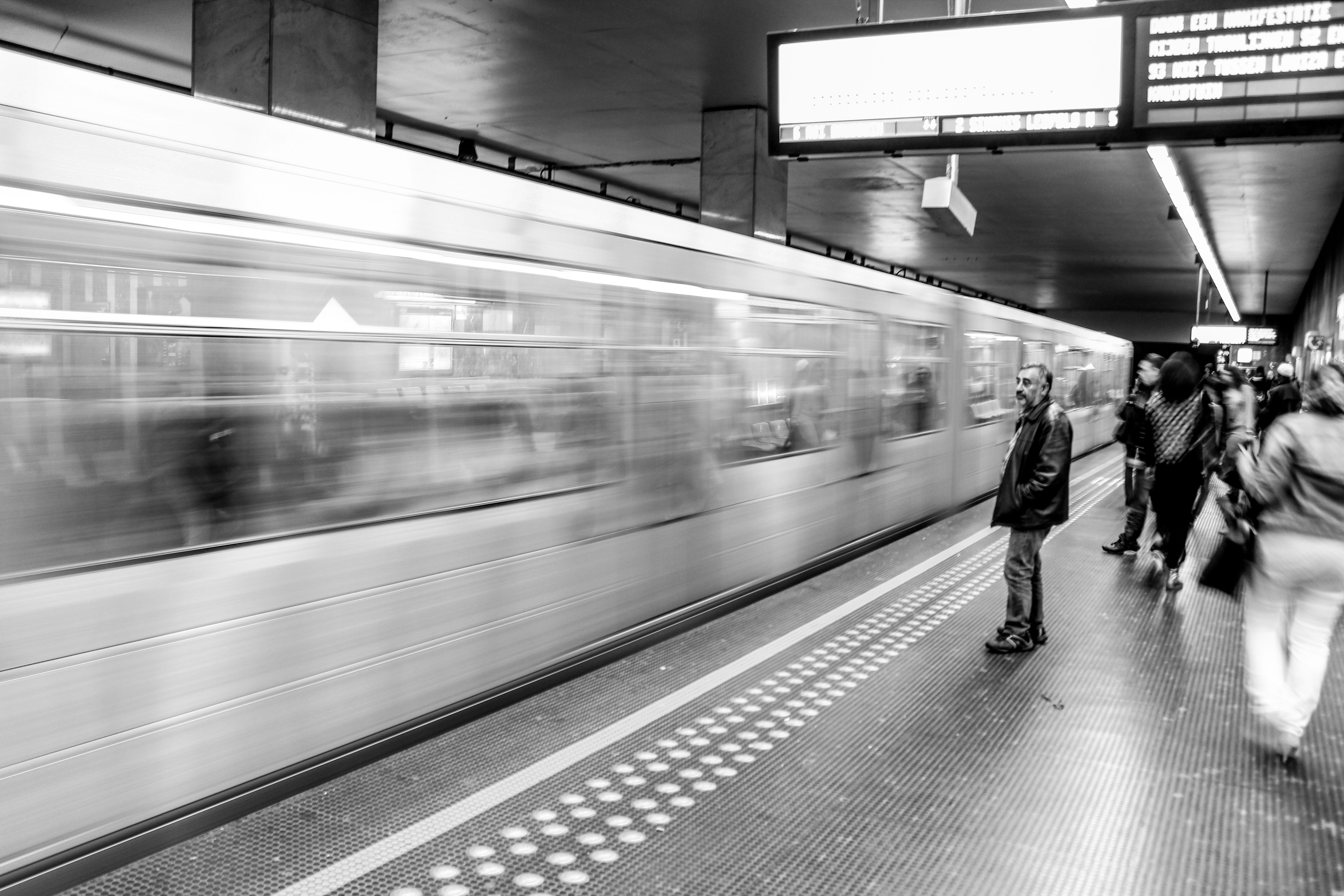 Estaciones de tren en Bélgica: descubre los secretos del transporte ferroviario