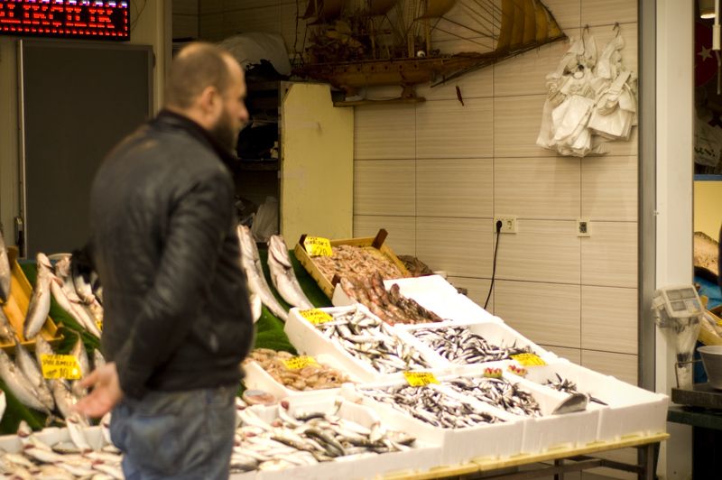 Mercado de Pescado - Karaköy Balık Evi, por Sebastian Muñoz
