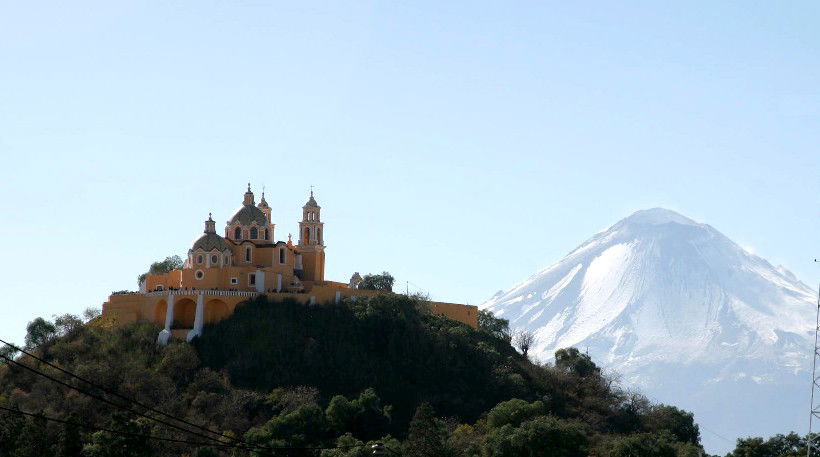 Piramides de Cholula, por  Arturo Mirsha Perez 