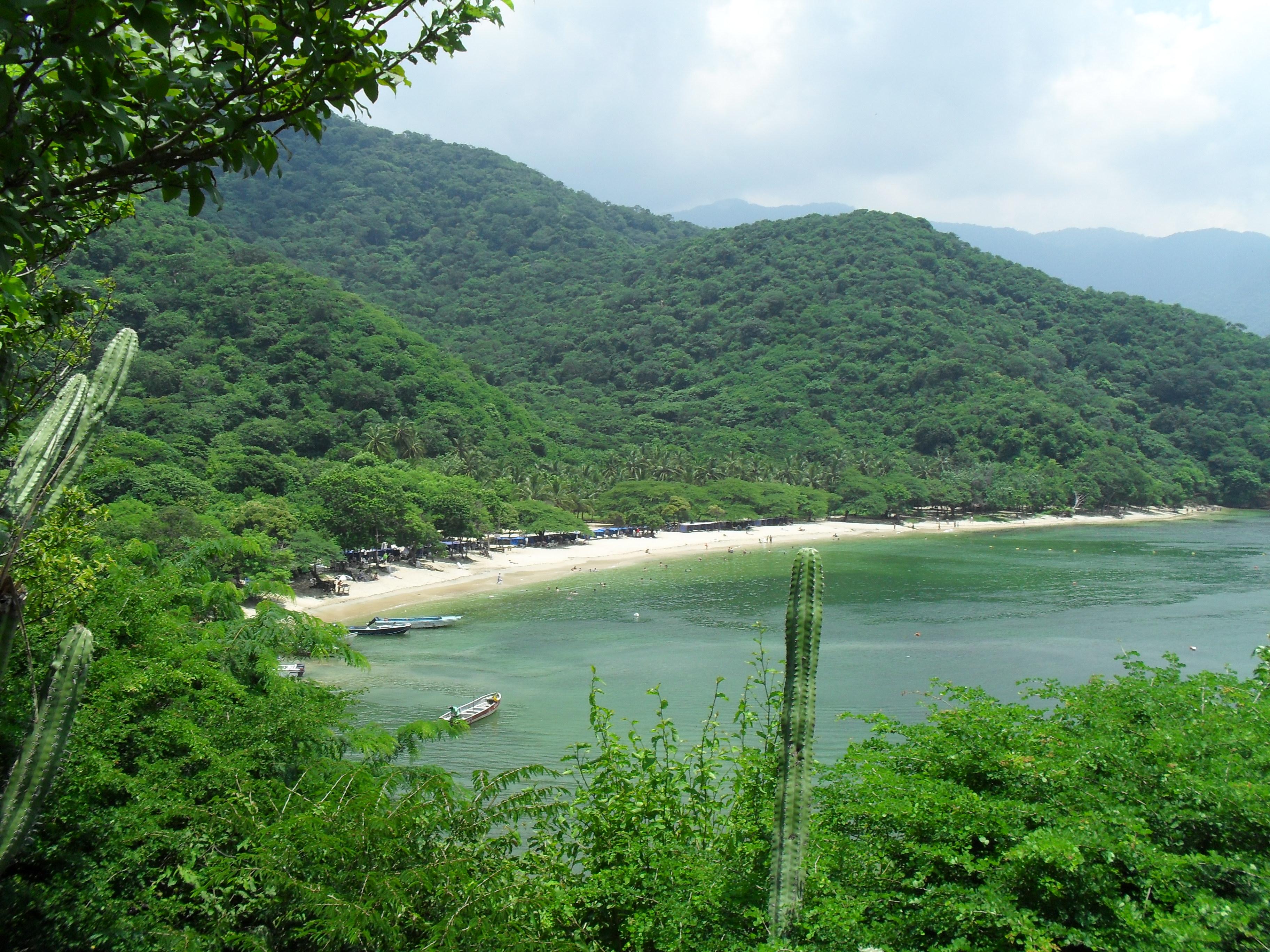 Playa cristal, por luz stella quintero