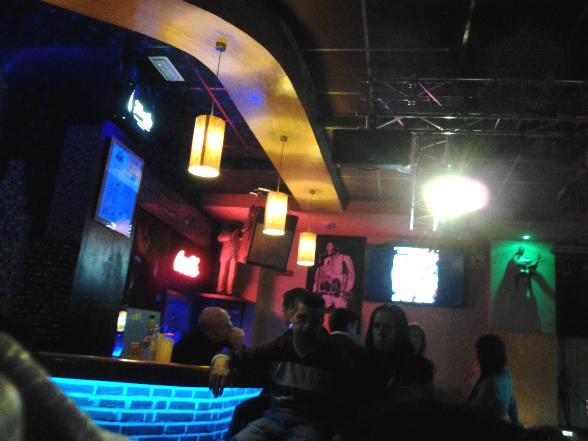 Pub Novelty, Rock Club, por Las sandalias de Ulises