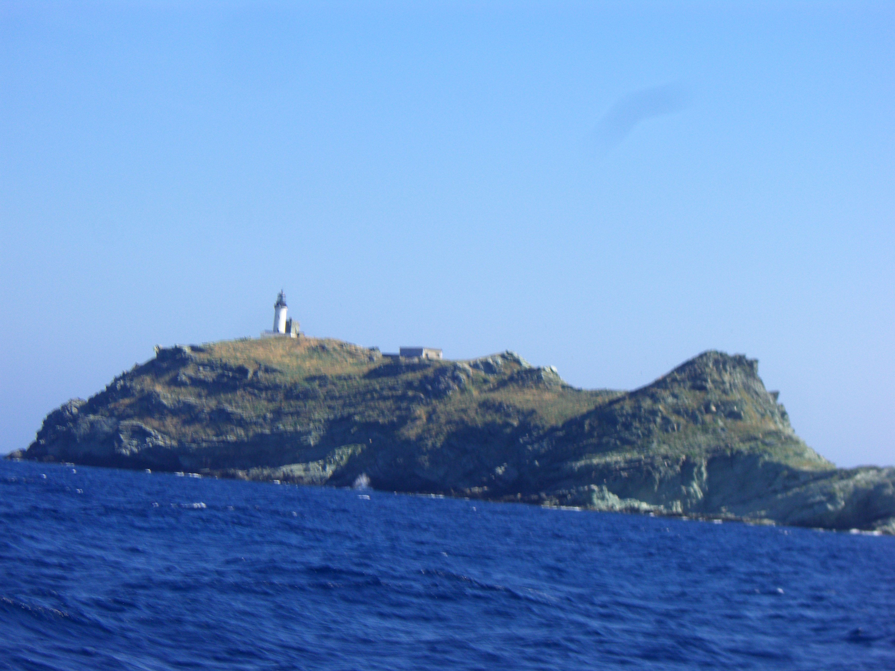 Isla Giraglia, por Laouenanne