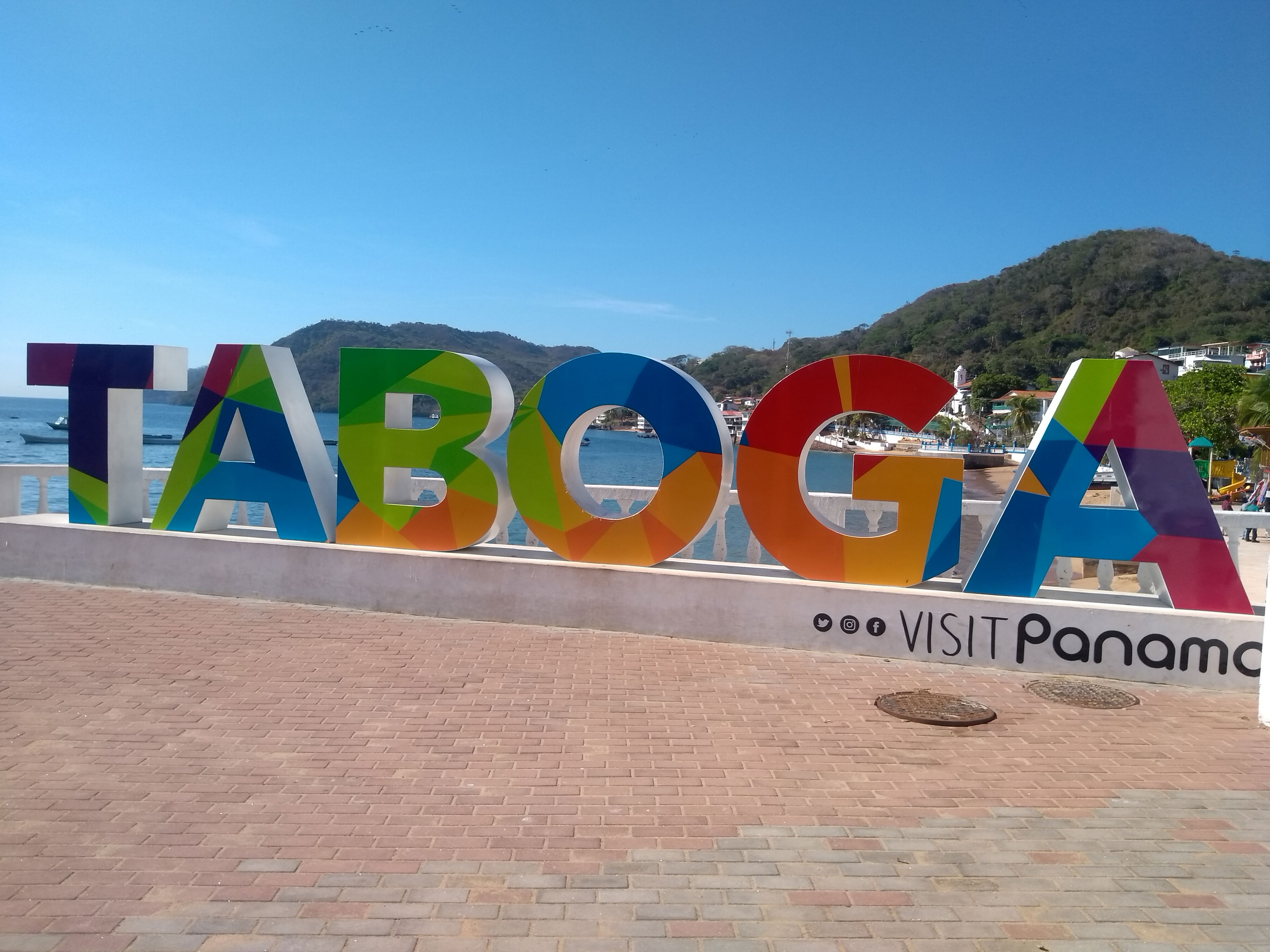 Isla Taboga, por Vale Urrego A
