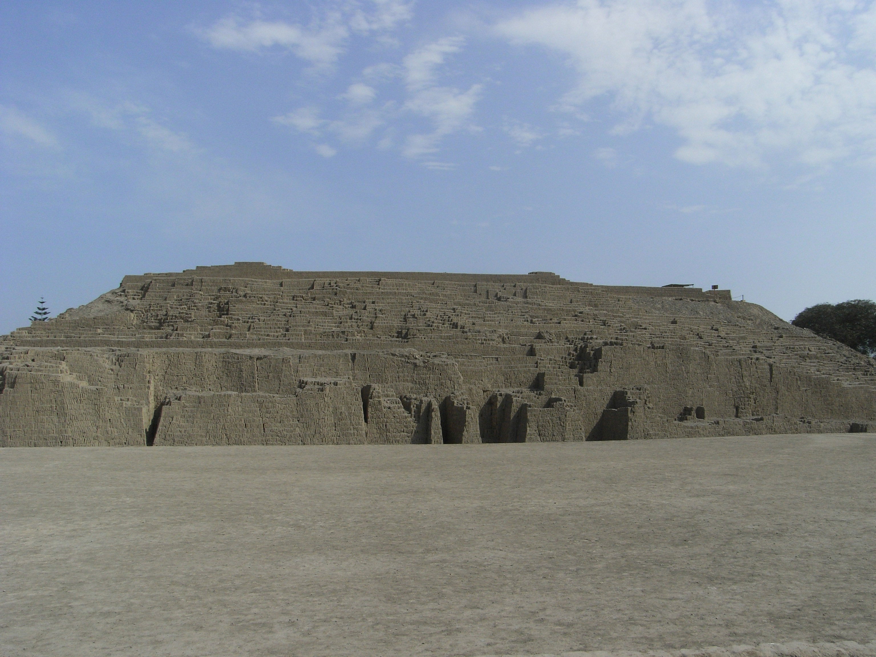 Huaca Pucllana, por Chloé Balaresque
