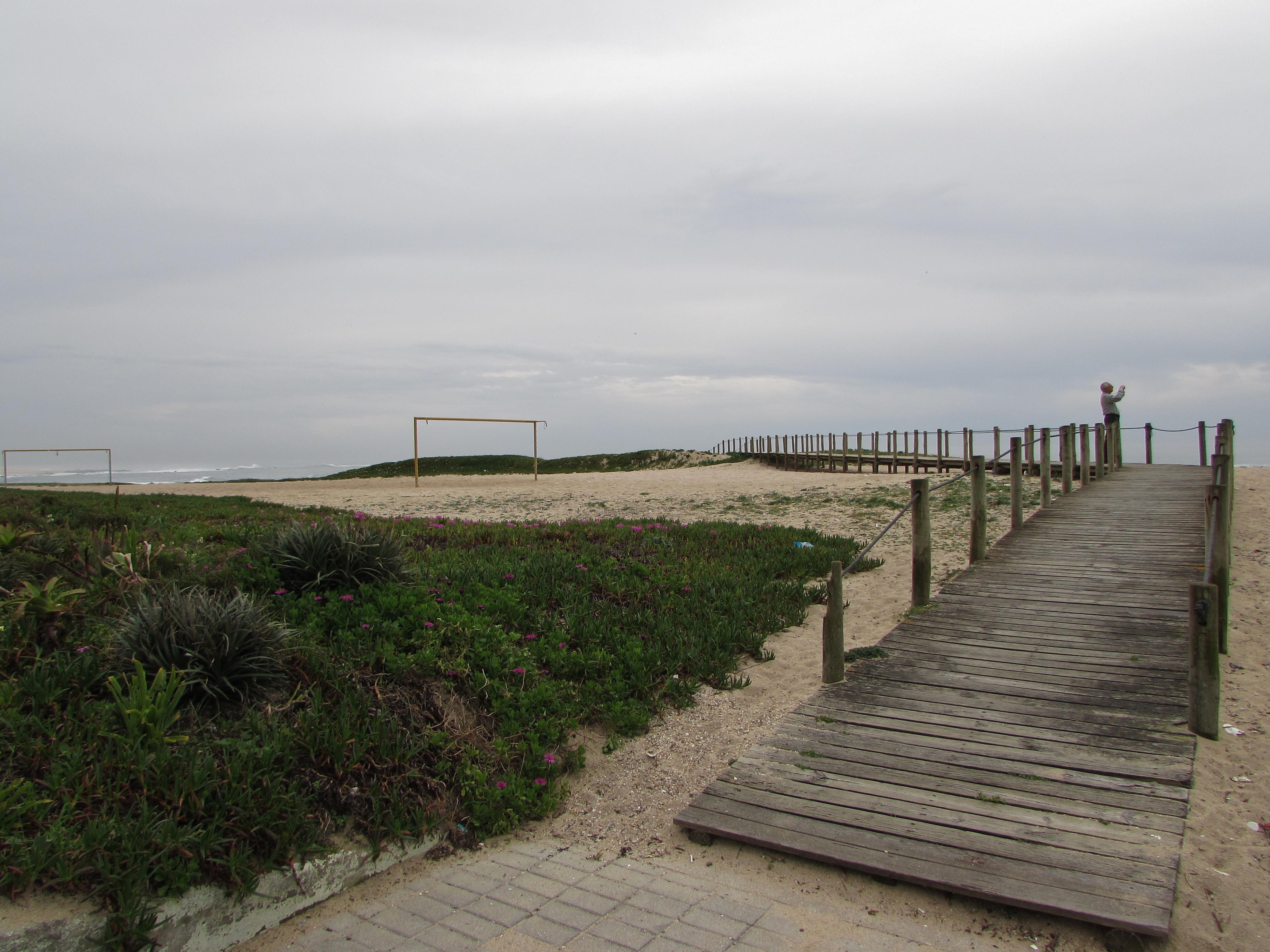 Praia do Quião, por Helena Compadre