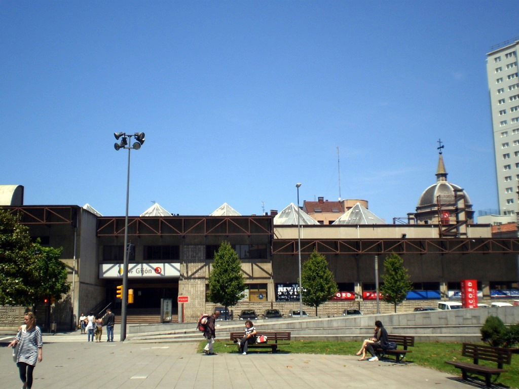 Estación de Tren FEVE de Gijón, por Lala
