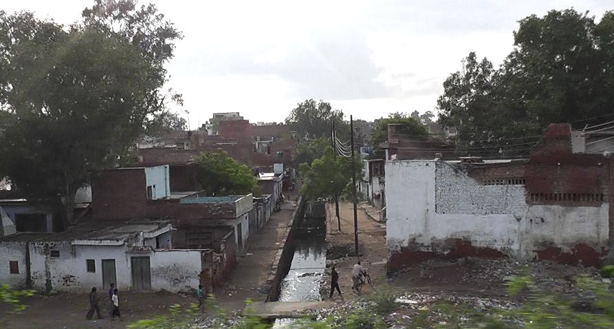 Tren Agra - Varanasi, por MundoXDescubrir