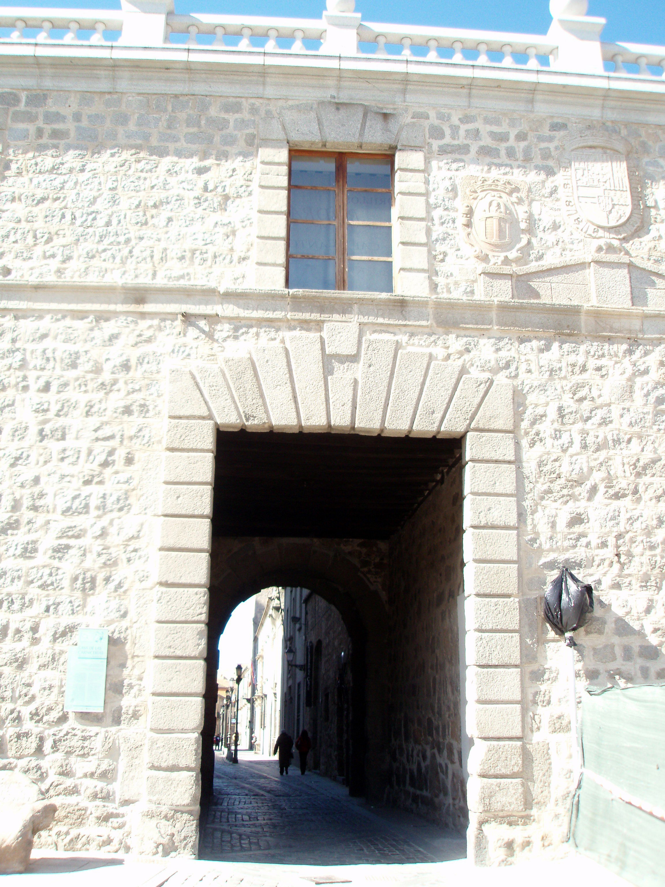 Puerta de los Leales o del Peso de la Harina, por Olga