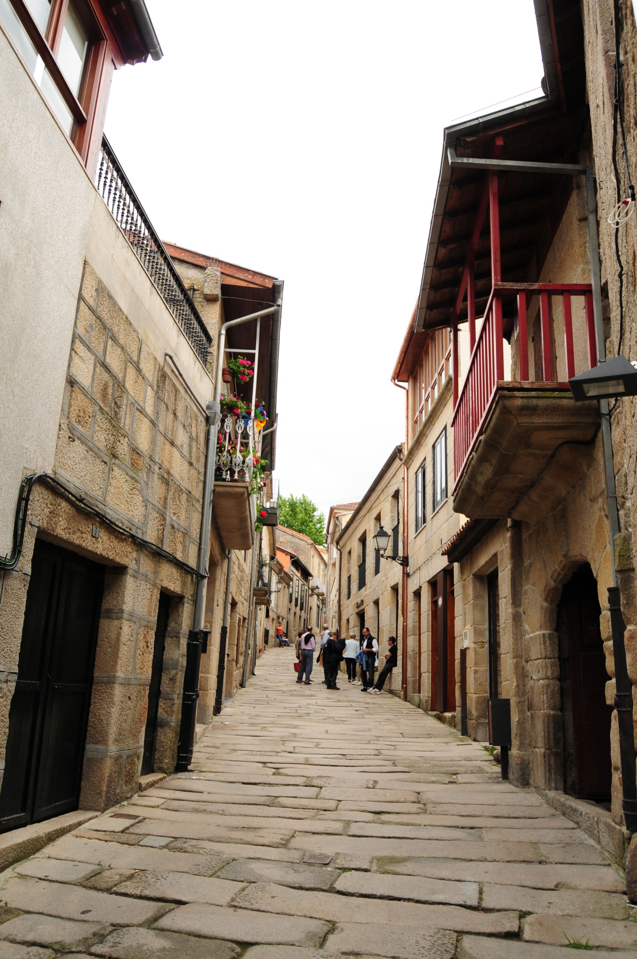 Calles en Orense que cautivarán tus sentidos y descubrirás su esencia