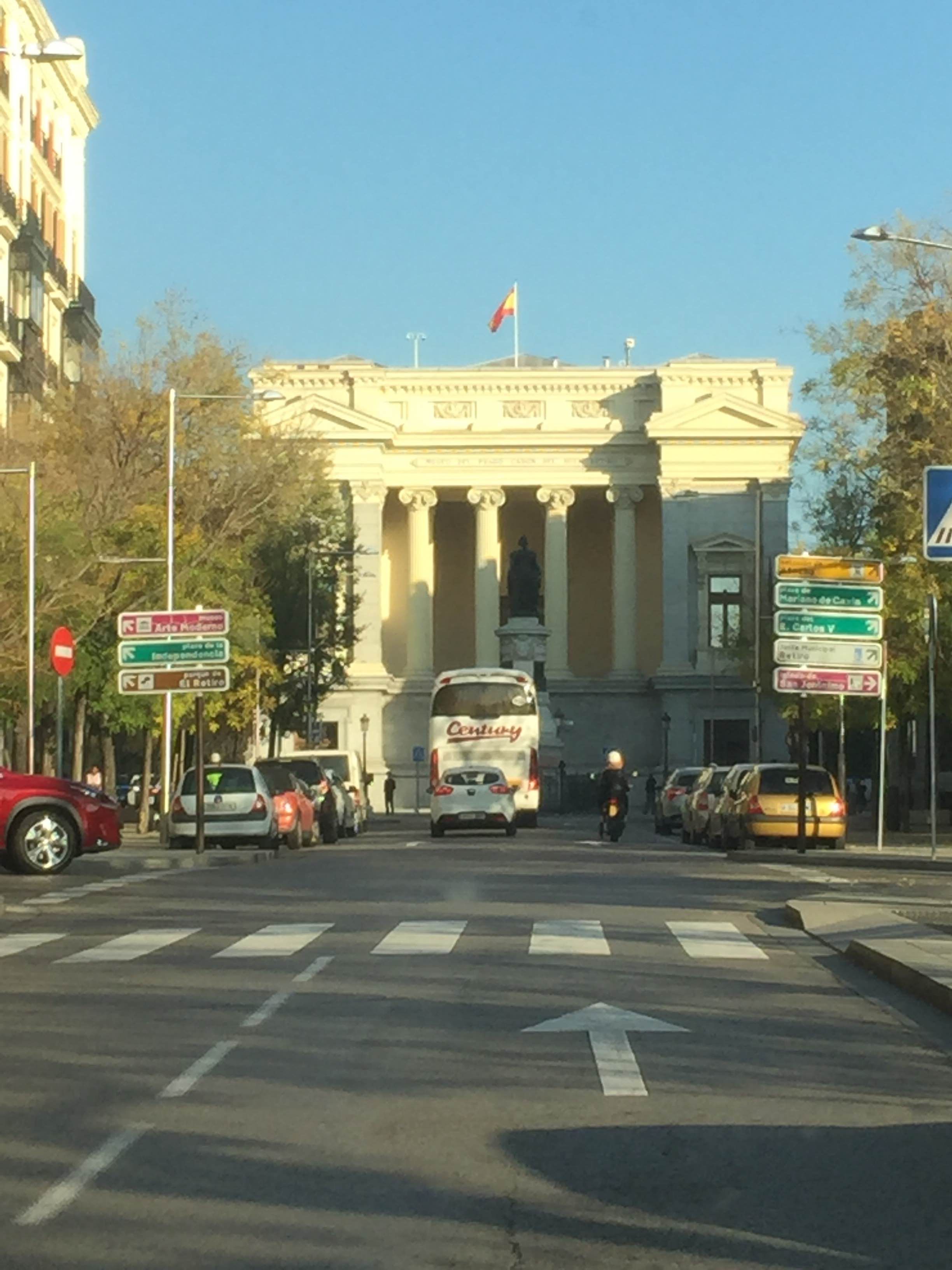 Calle Atocha, por Jonathan Cardona
