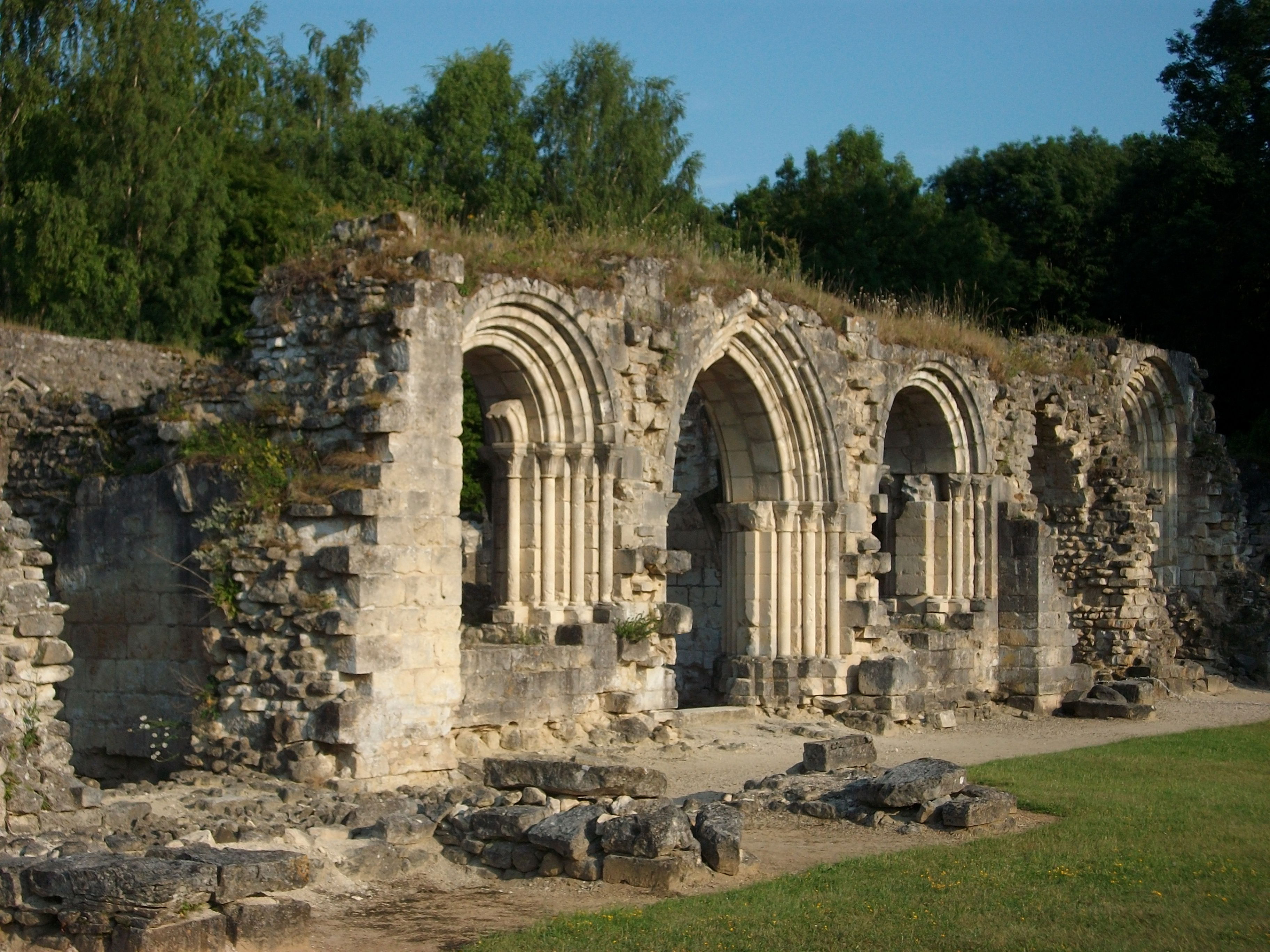 Ruinas de la abadía Vauclair, por Danielle Sciardet