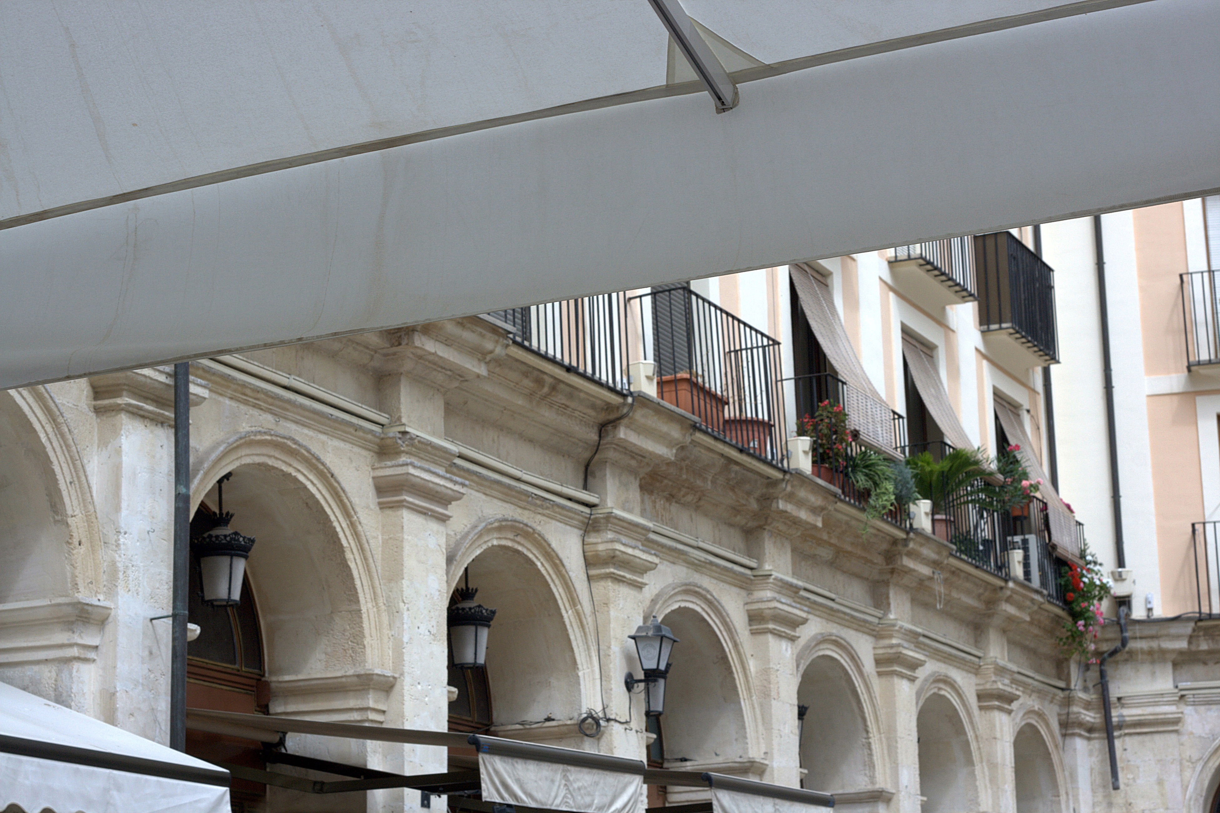 Plazas en Alcoy que invitan a disfrutar de su encanto y vida local