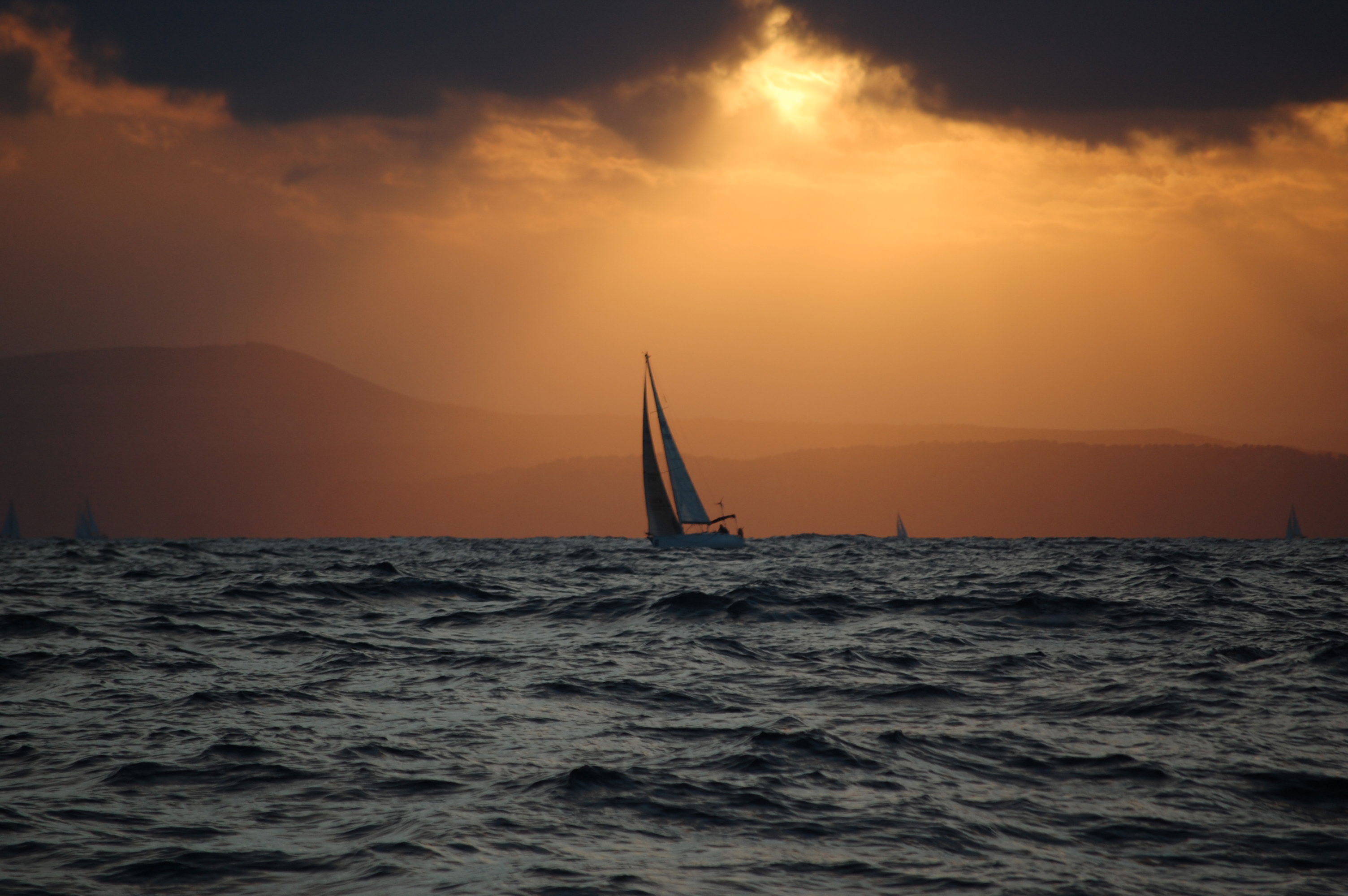 Atardecer frente a Denia, por ANTONIO IZQUIERDO