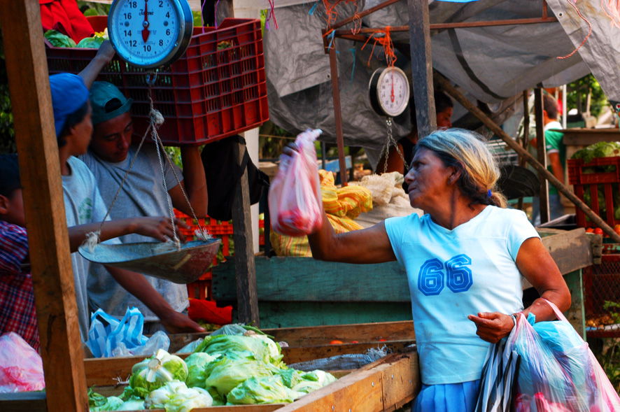 Mercadillo de Puerto Cortes, por Marta Padilla