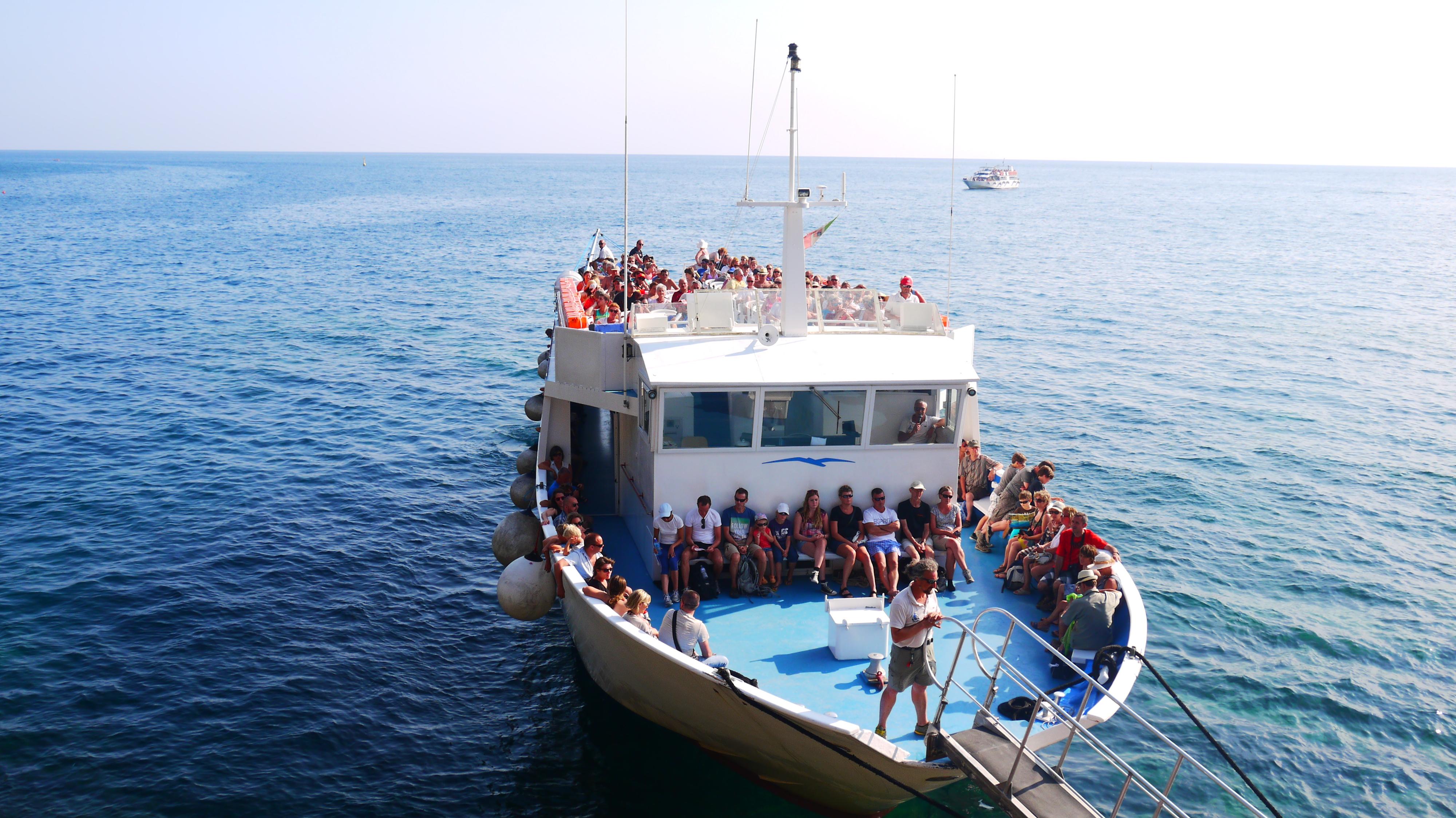 Barco de Cinque Terre, por Leo