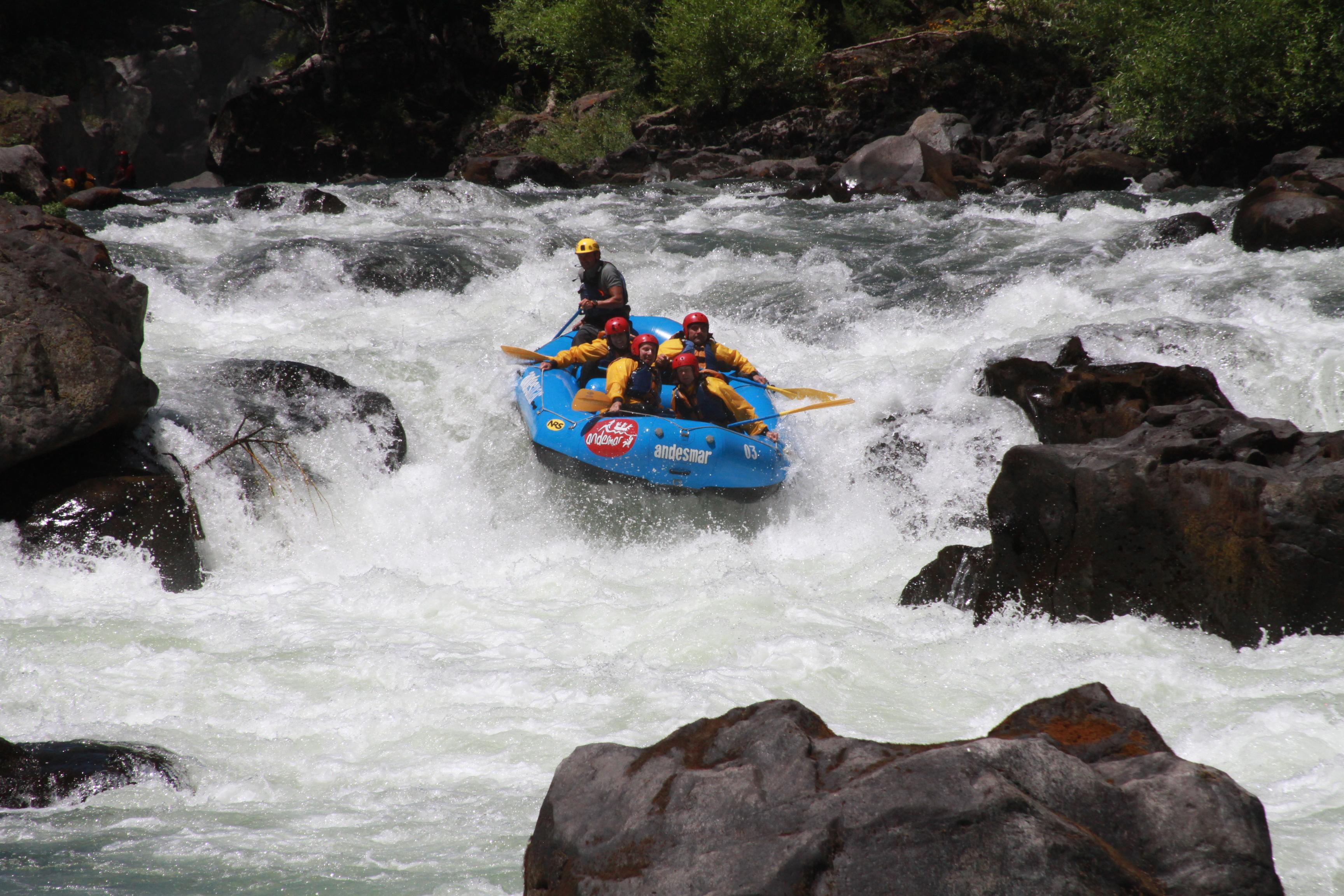 Rafting en Chile, una aventura imprescindible en sus impresionantes ríos