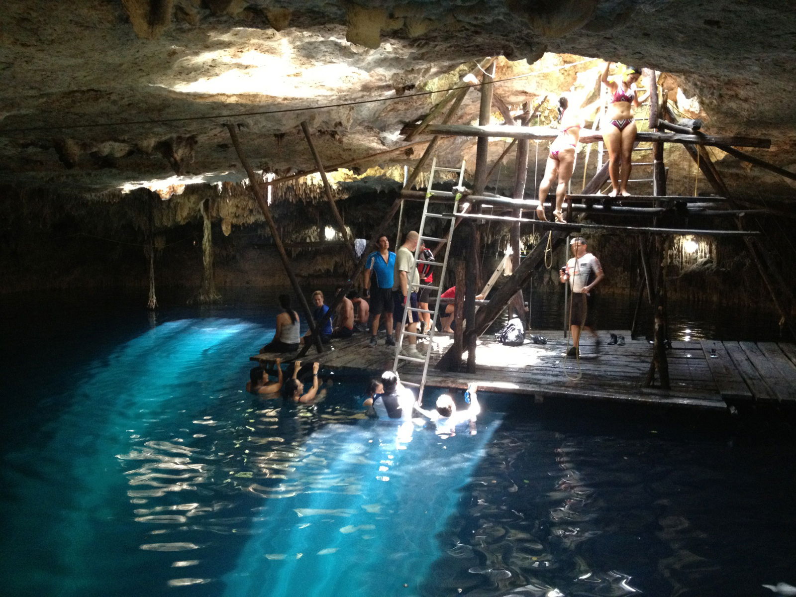 La Ruta de los Cenotes Sagrados, por castilla
