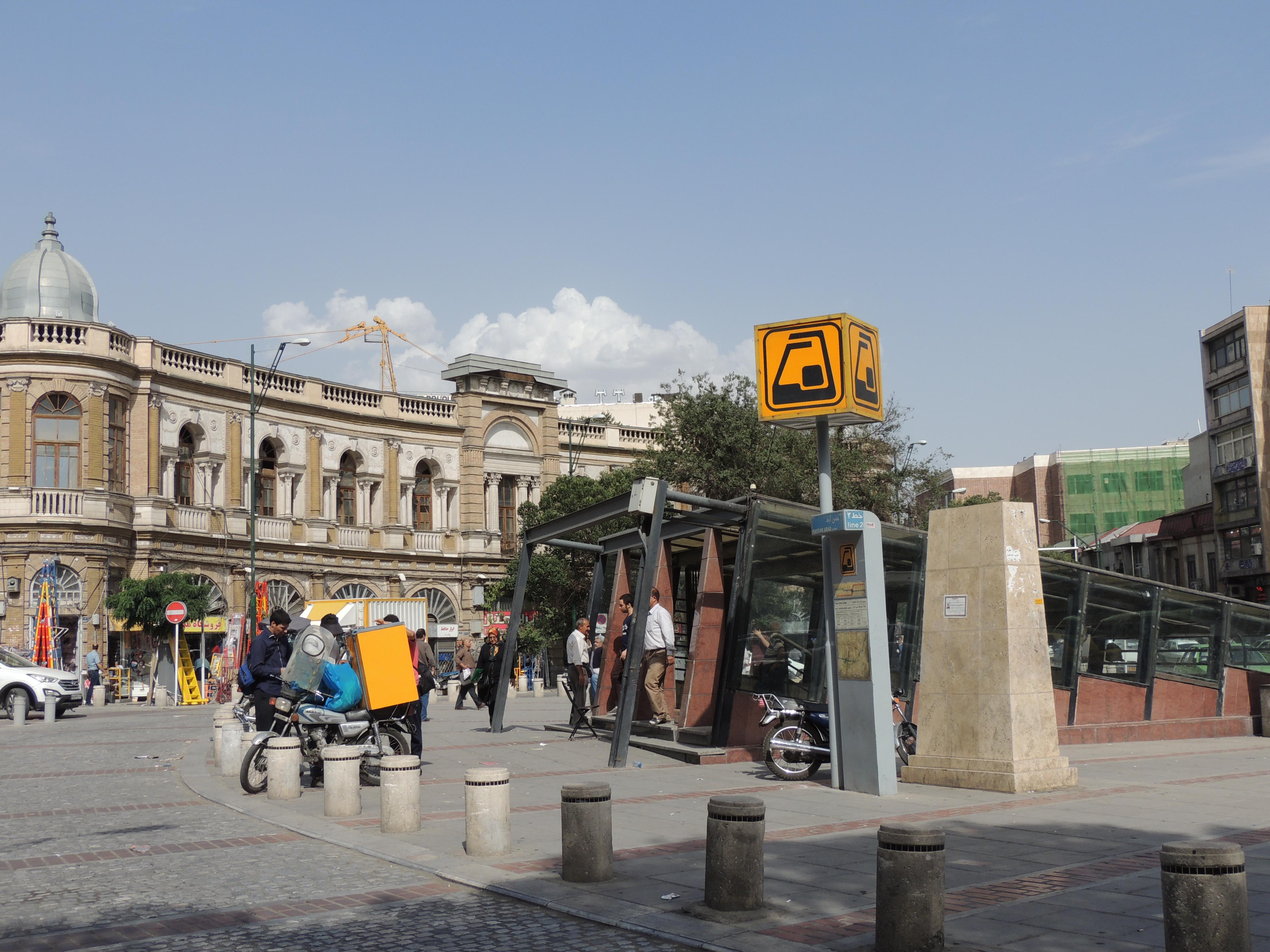 Calle Emam Khomeyni, por Dónde vamos Eva