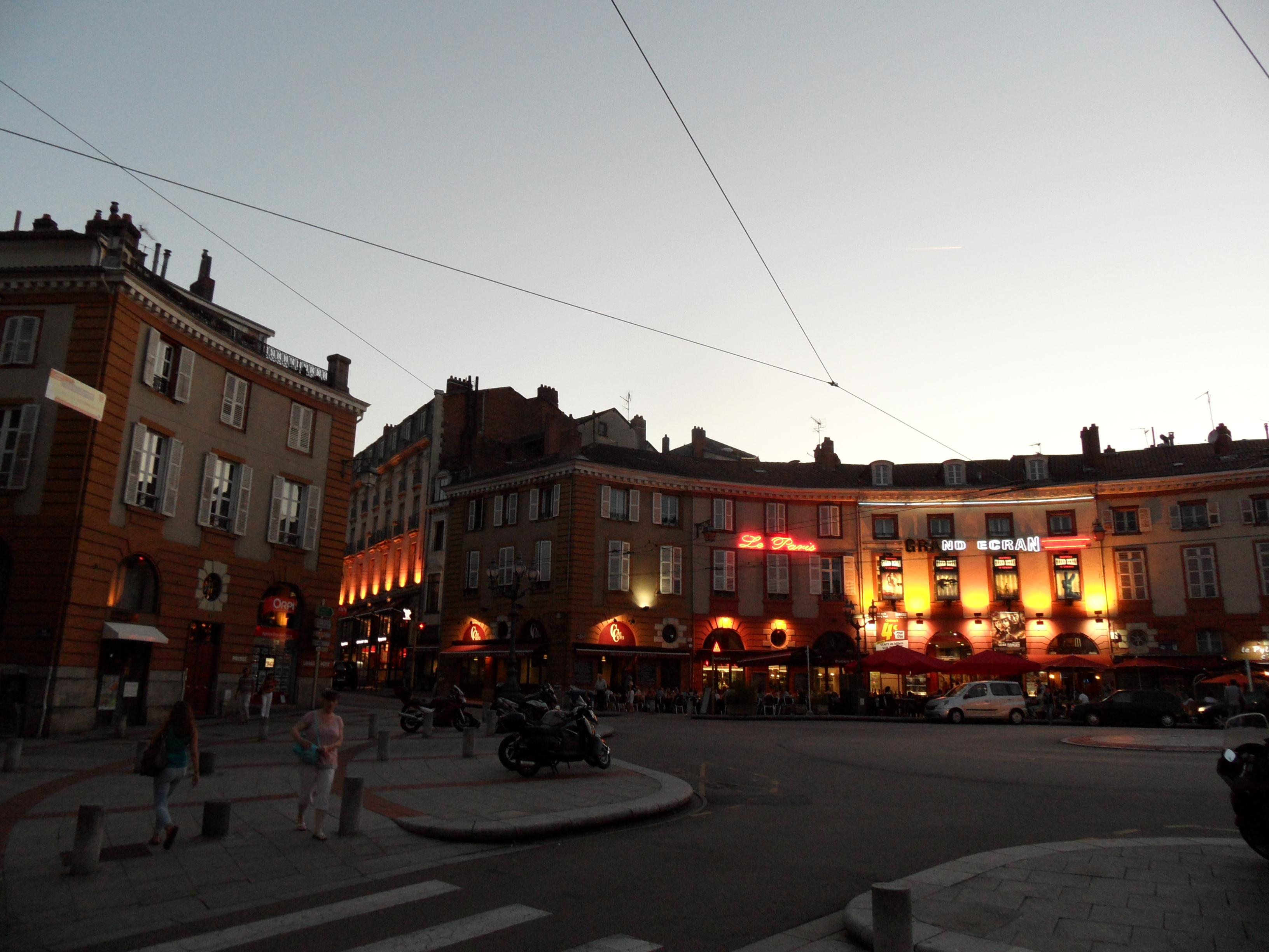 Plaza Denis-Dussoubs, por Dónde vamos Eva