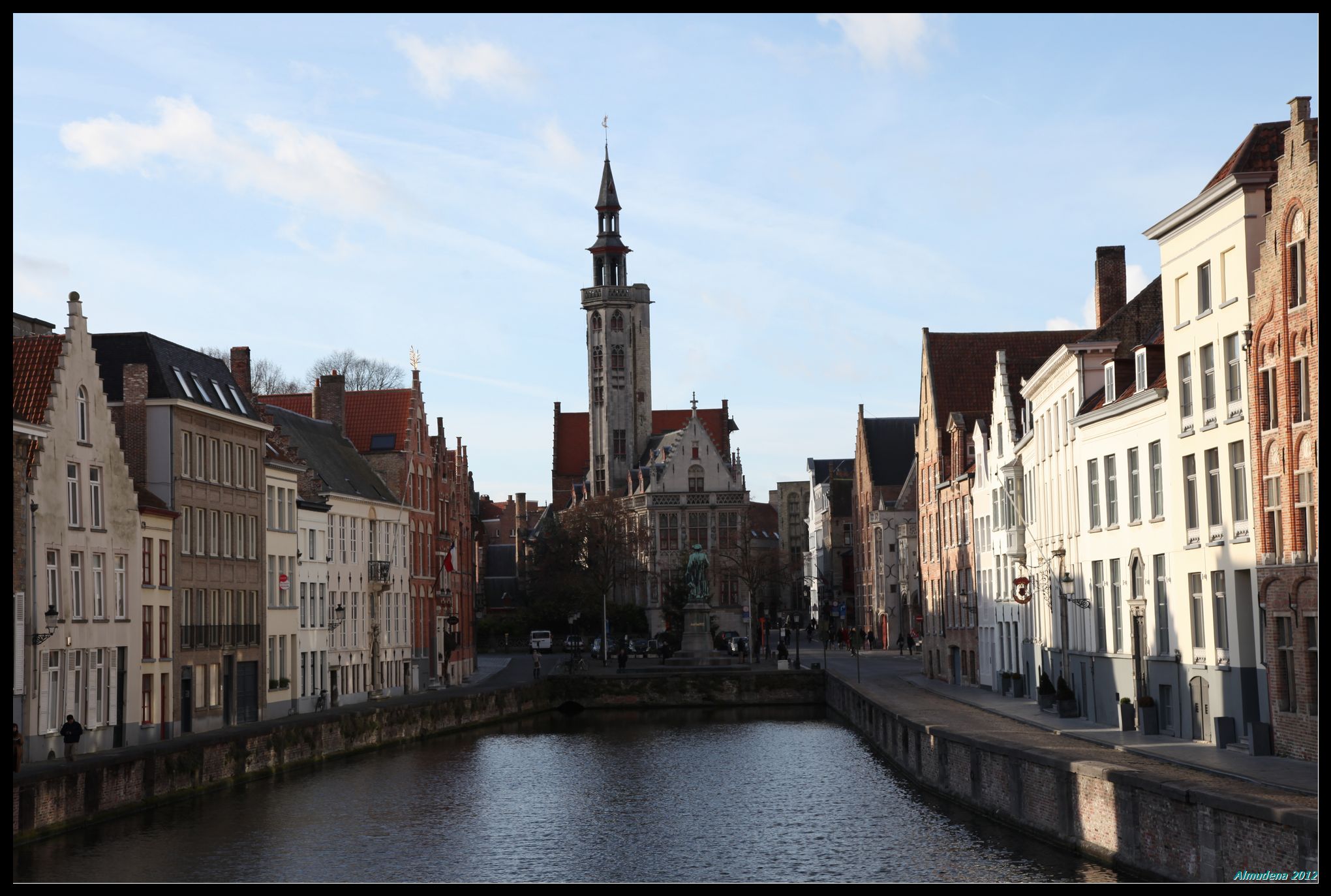 Puente de la calle Koning, por Almudena