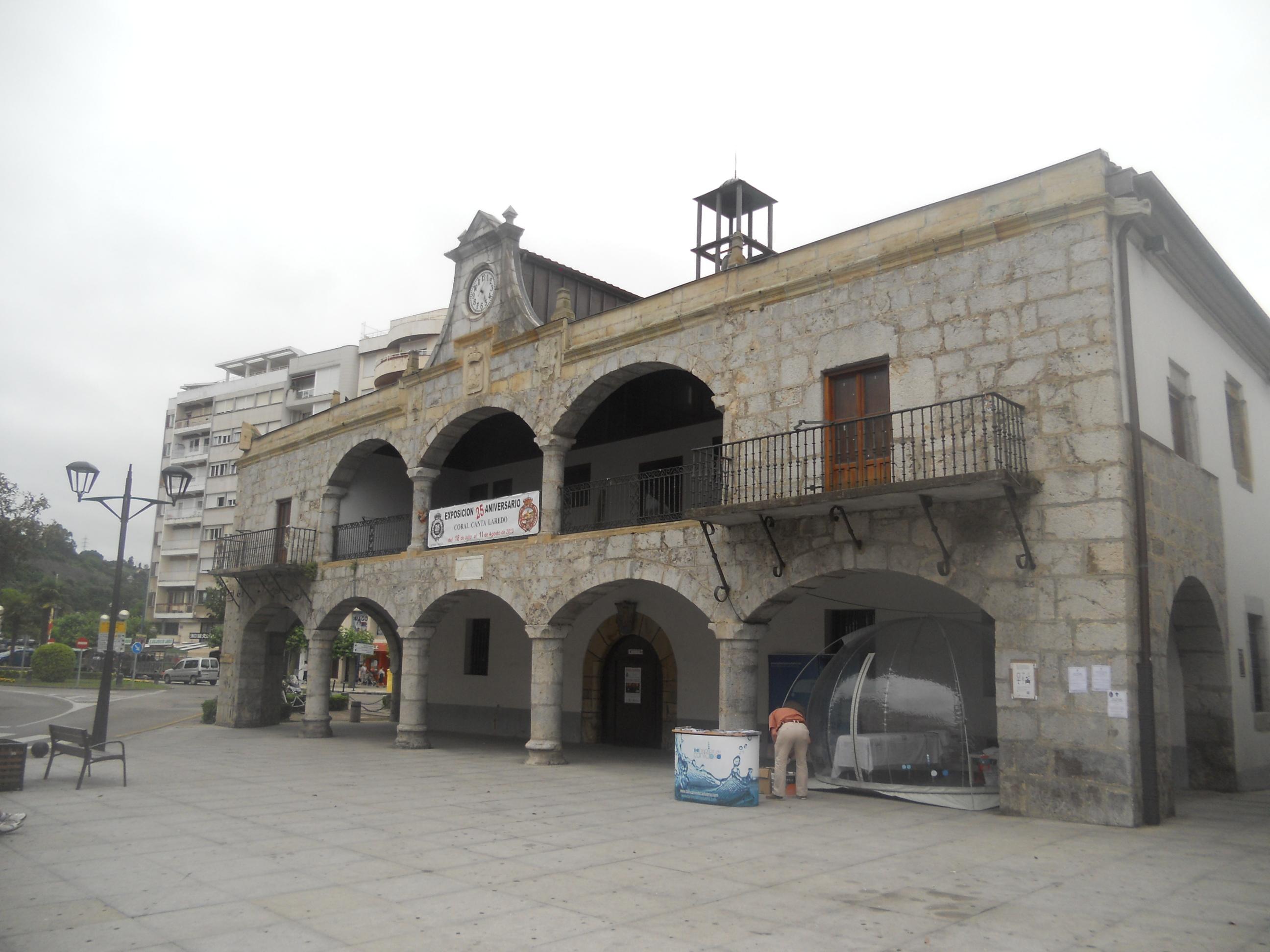 Plaza de la Costitucion, por Azzonzo