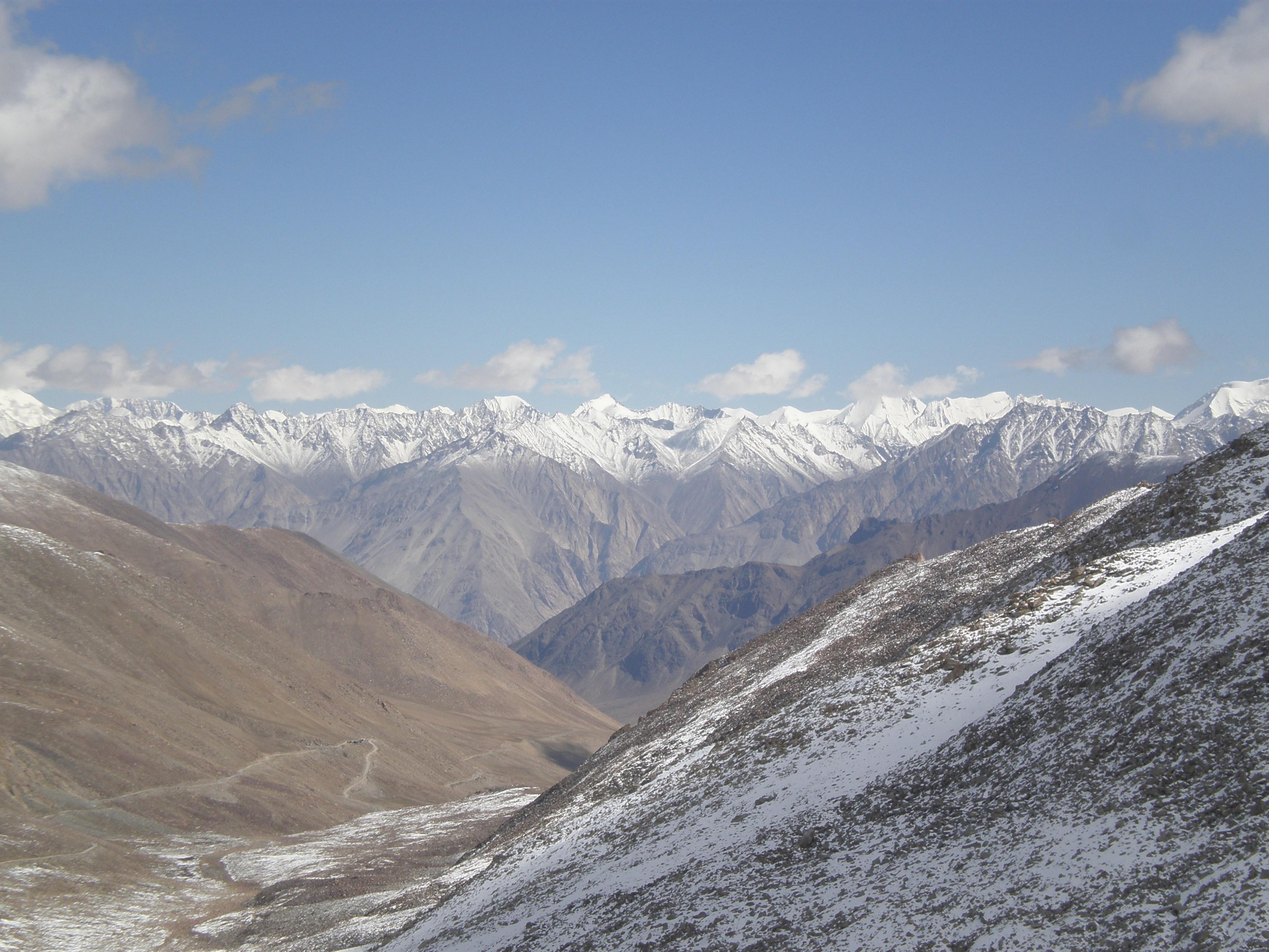 Paso de Khardung La, por E.Sonia Requejo Salces