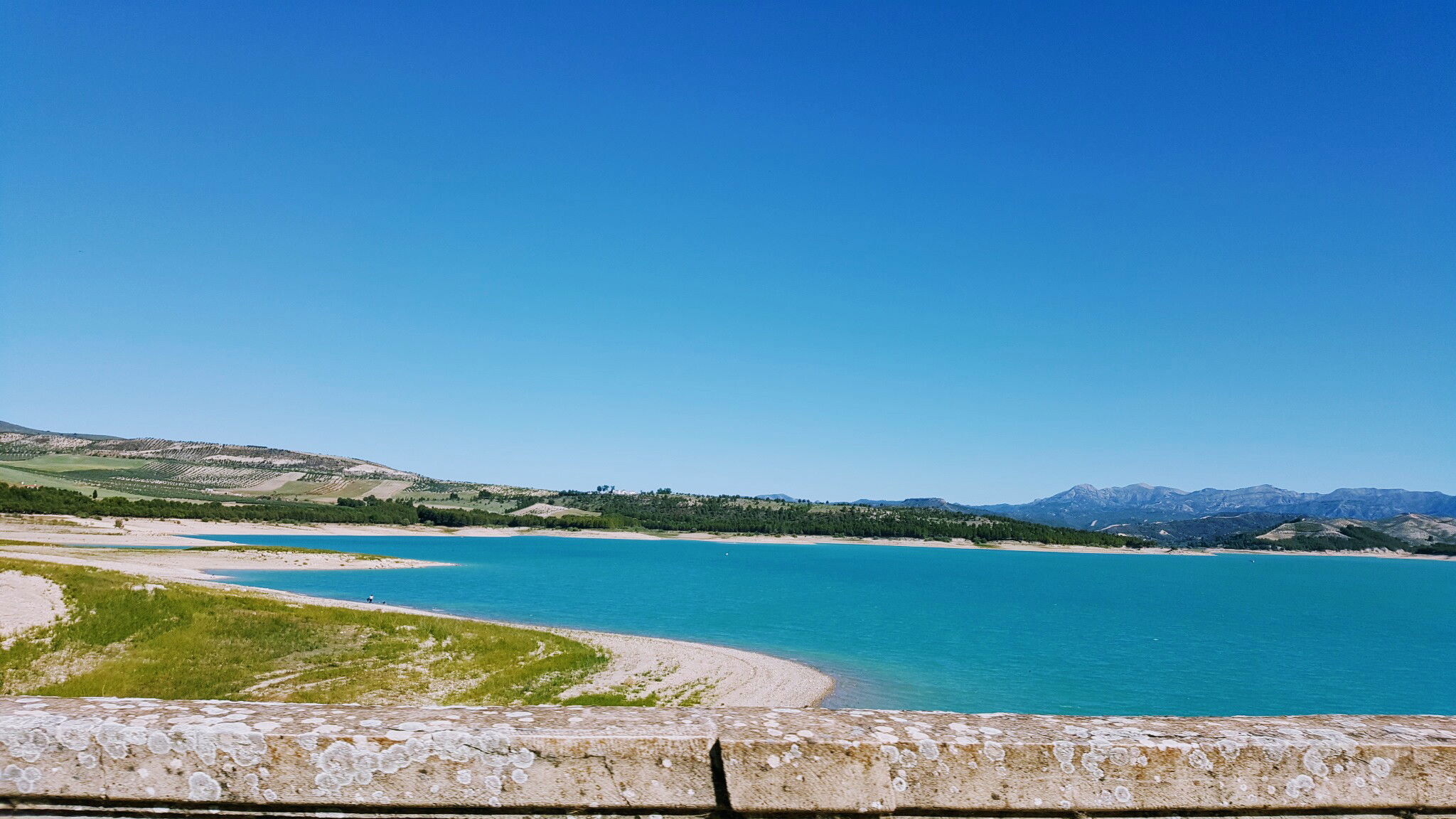 Aliviadero del Pantano de los Bermejales, por María encarnación Fernández Sánchez
