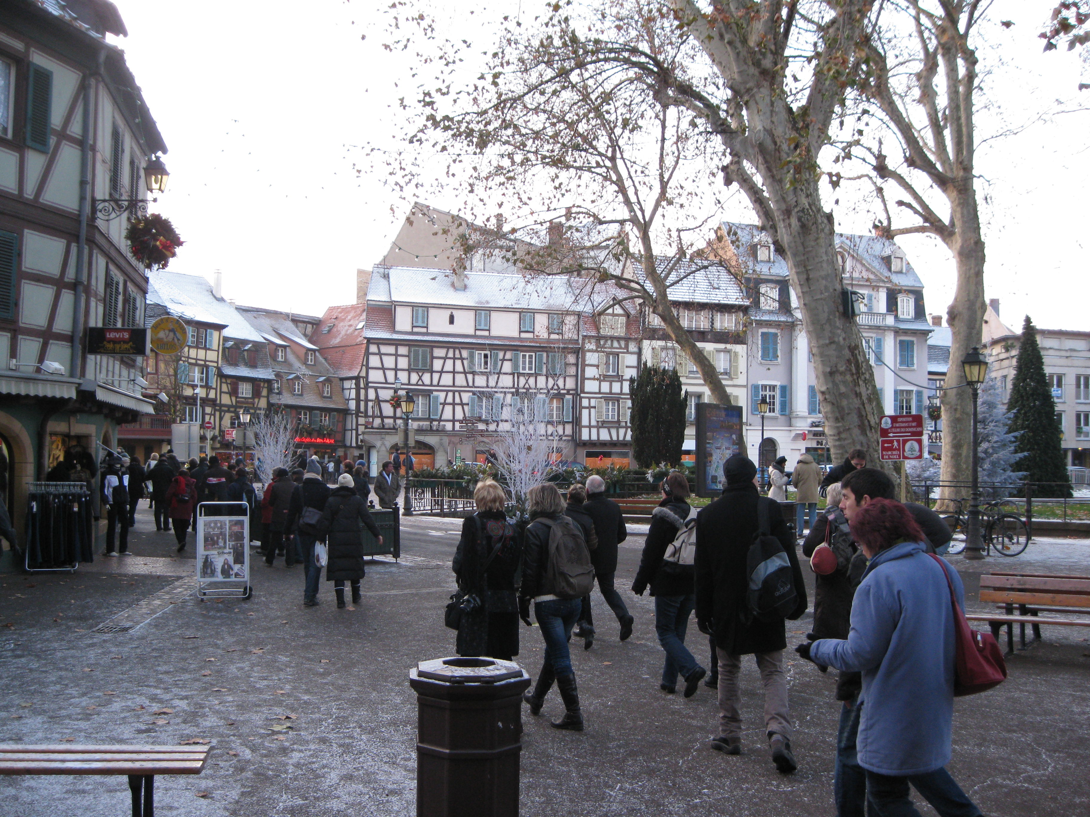 Compras en Colmar: Descubre los encantos de sus mercados y boutiques