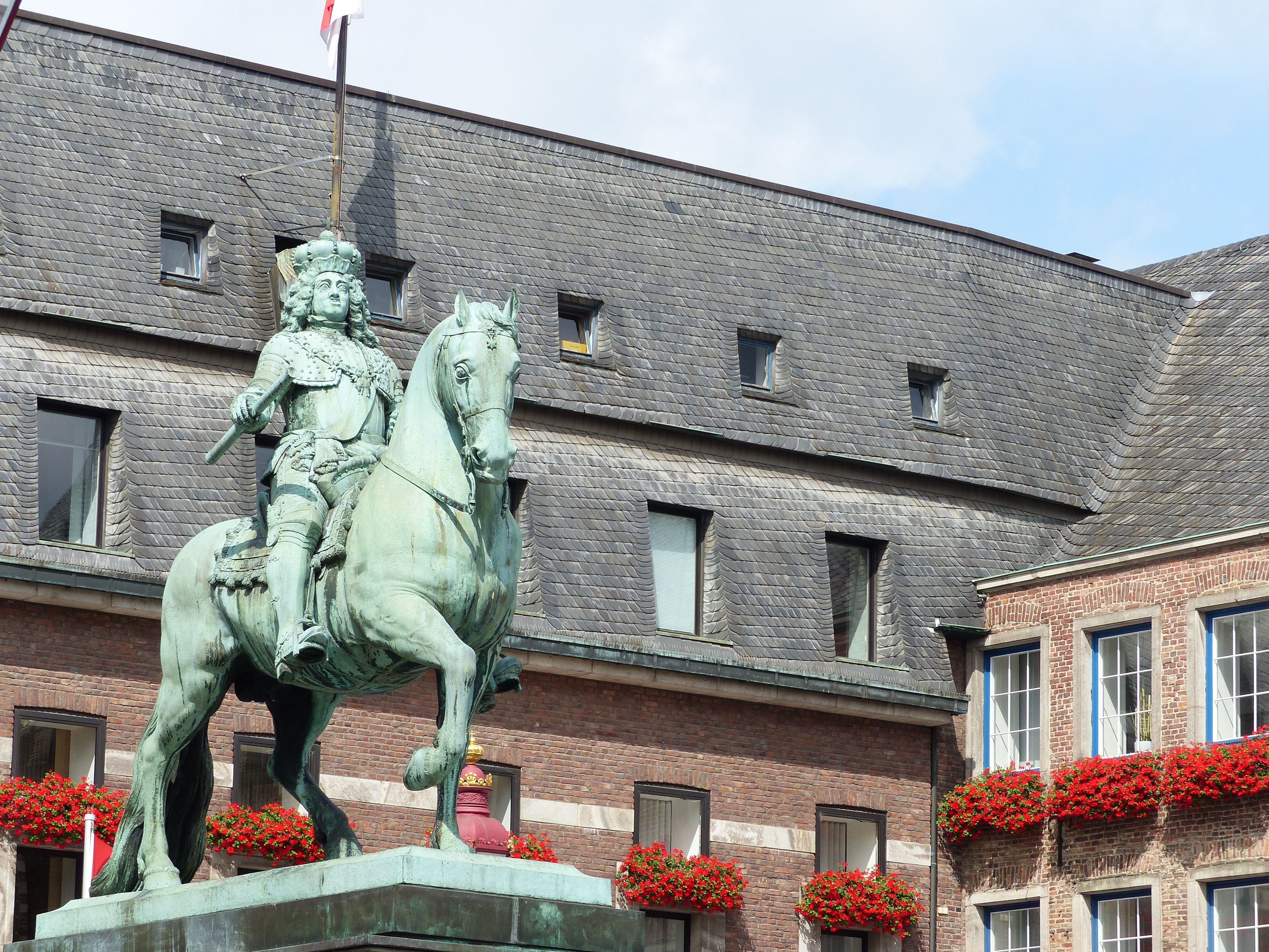 Stadterherburg Monument, por Xipo Enelmundoperdido