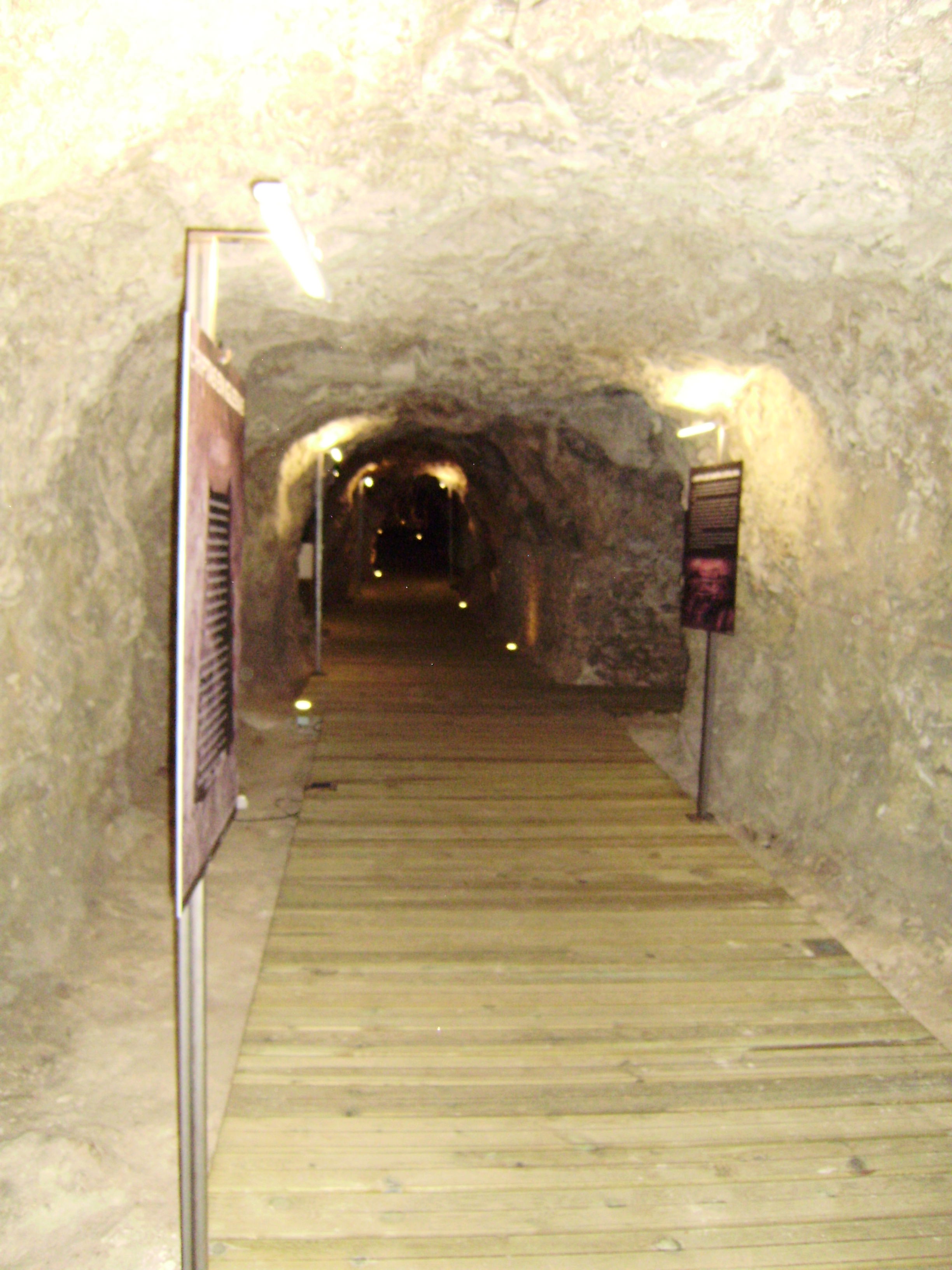 Túnel de Alfonso VIII, por Saudade